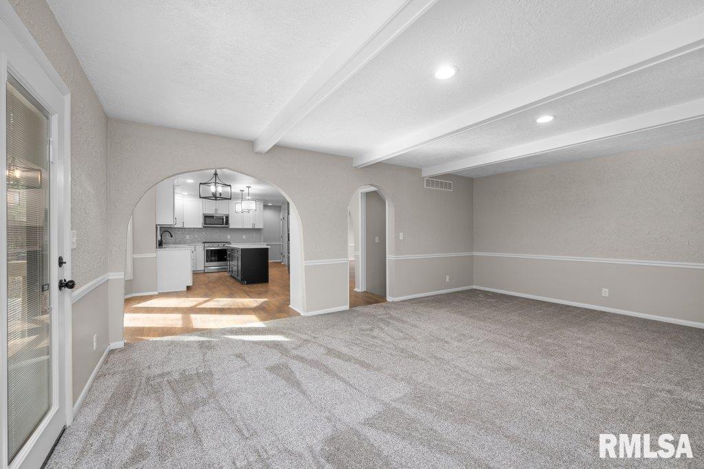 5094 Norwood Drive, Bettendorf, Iowa image 21