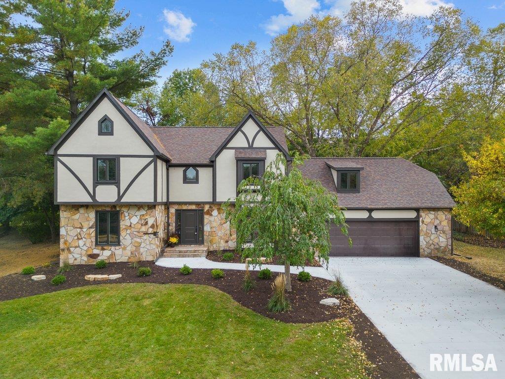 5094 Norwood Drive, Bettendorf, Iowa image 1