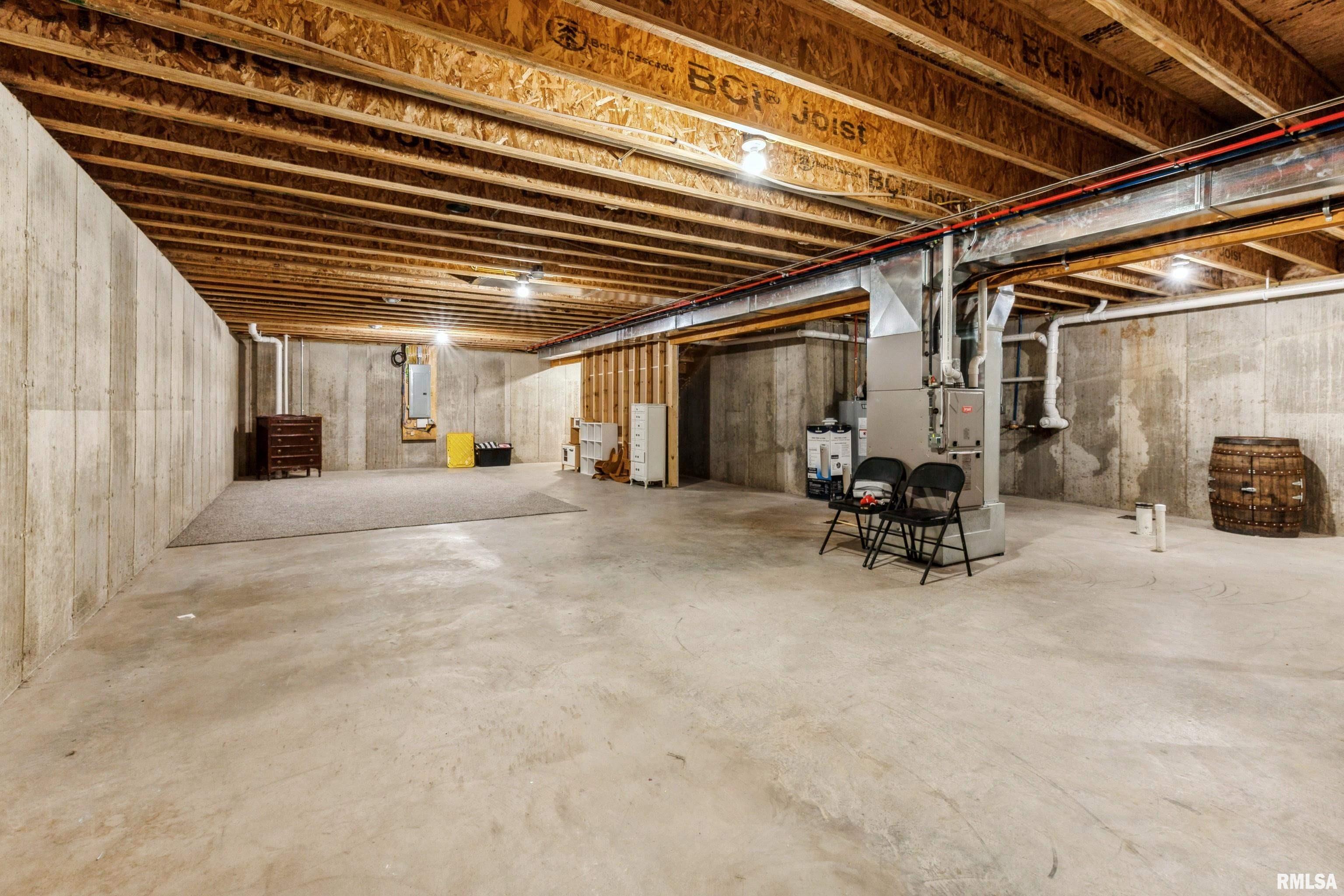 303 E Vine Street, Wheatland, Iowa image 16
