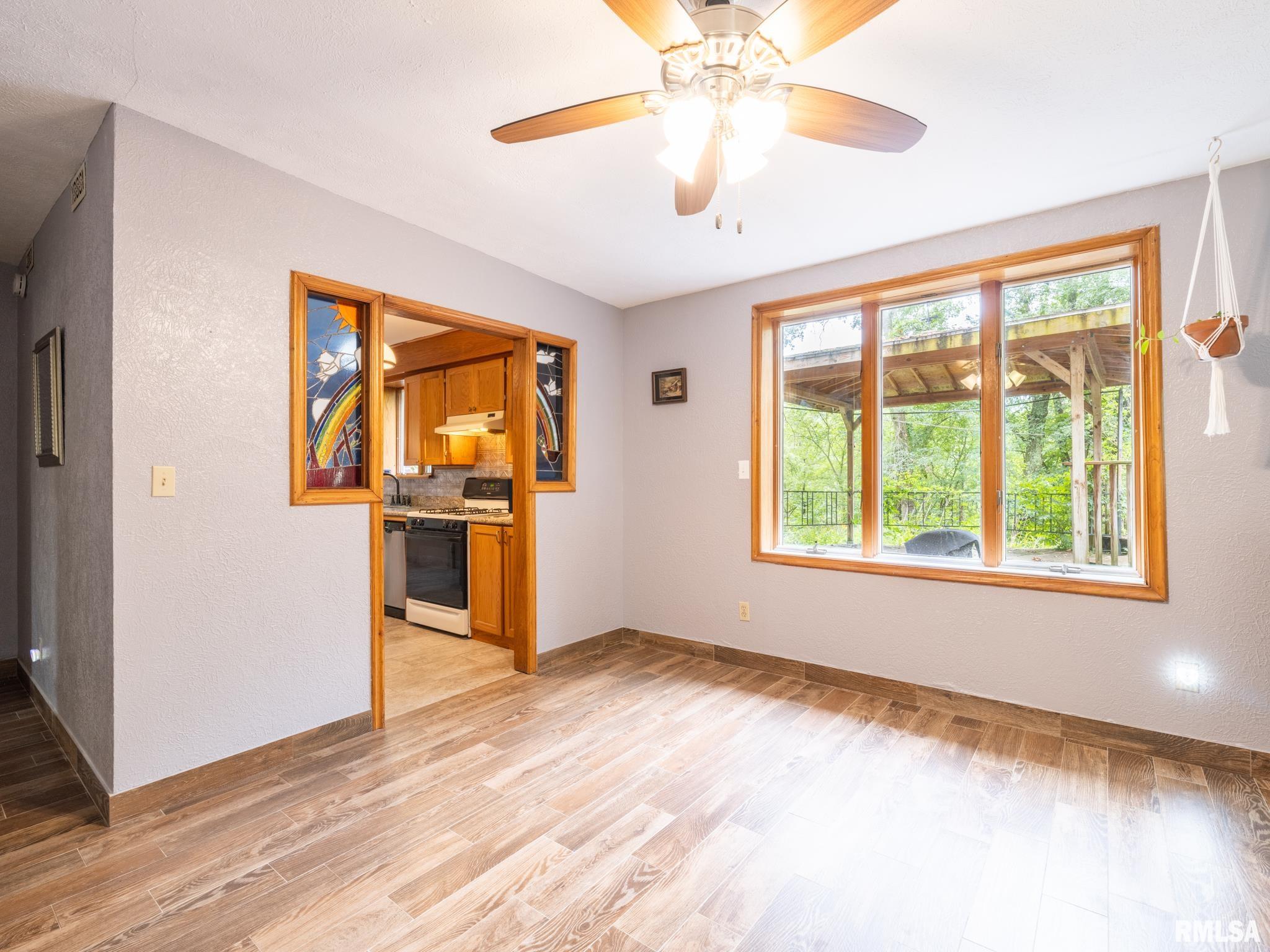 6102 S Trivoli Road, Glasford, Illinois image 28