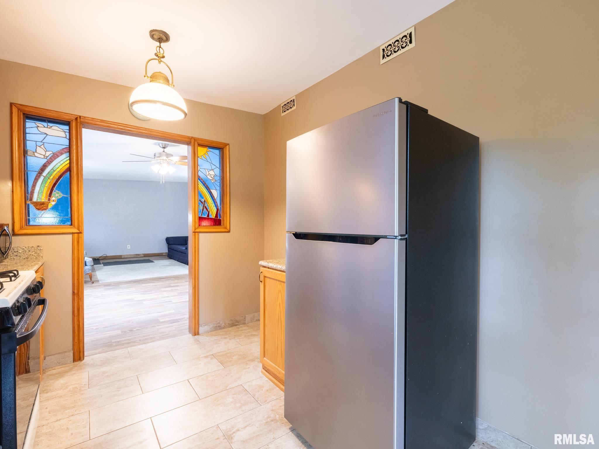 6102 S Trivoli Road, Glasford, Illinois image 35