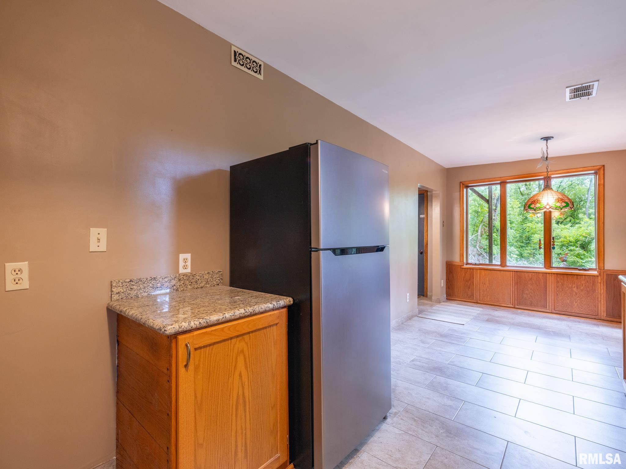 6102 S Trivoli Road, Glasford, Illinois image 31