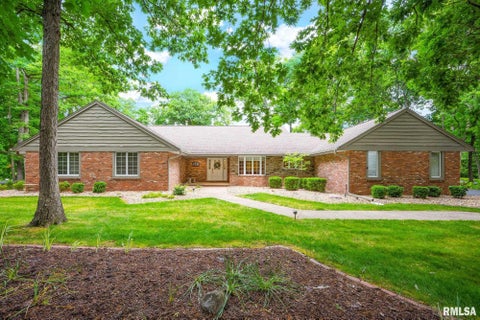 Homes For Sale - 341 W Ravinwoods Road<br/> Peoria, IL 61615