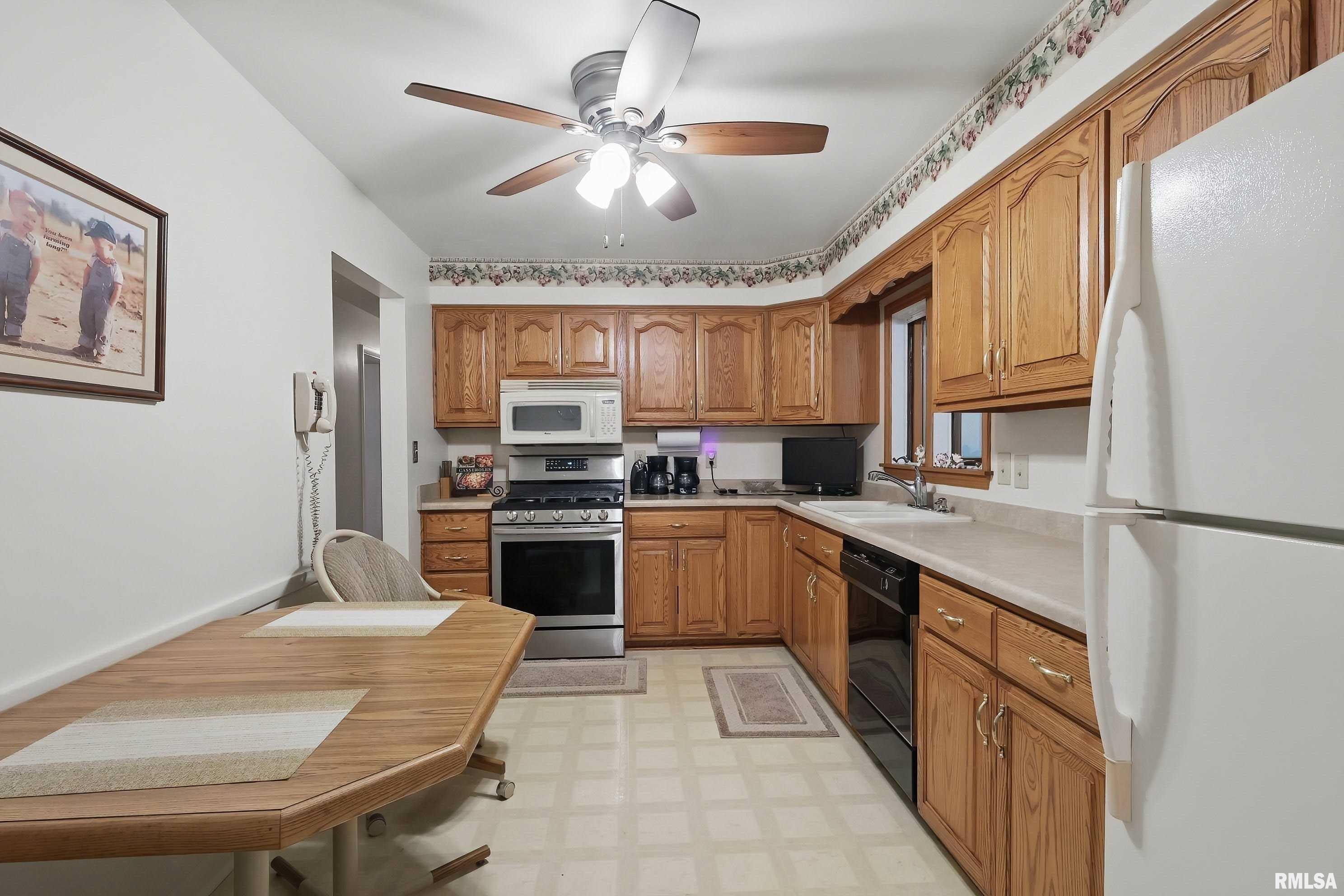 1119 14th Street, Bettendorf, Iowa image 13