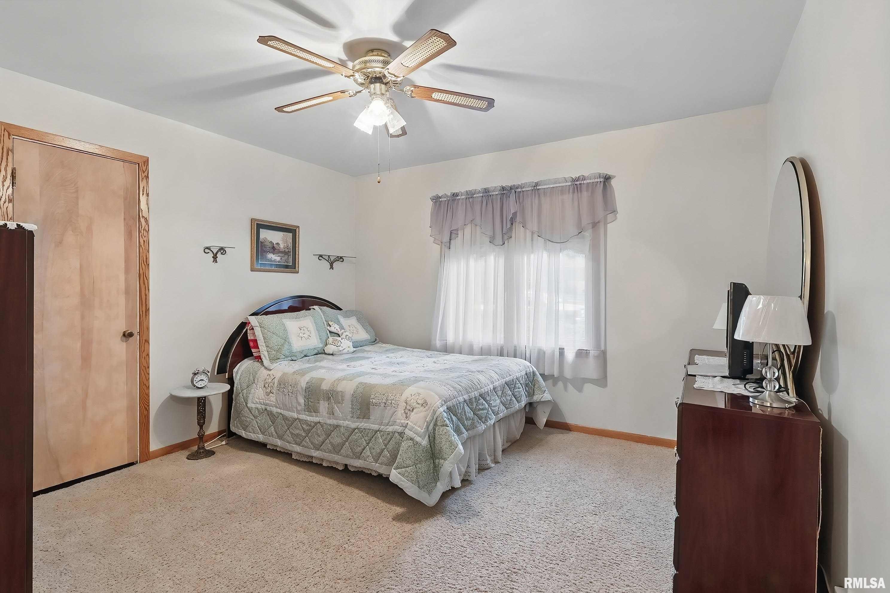 1119 14th Street, Bettendorf, Iowa image 17