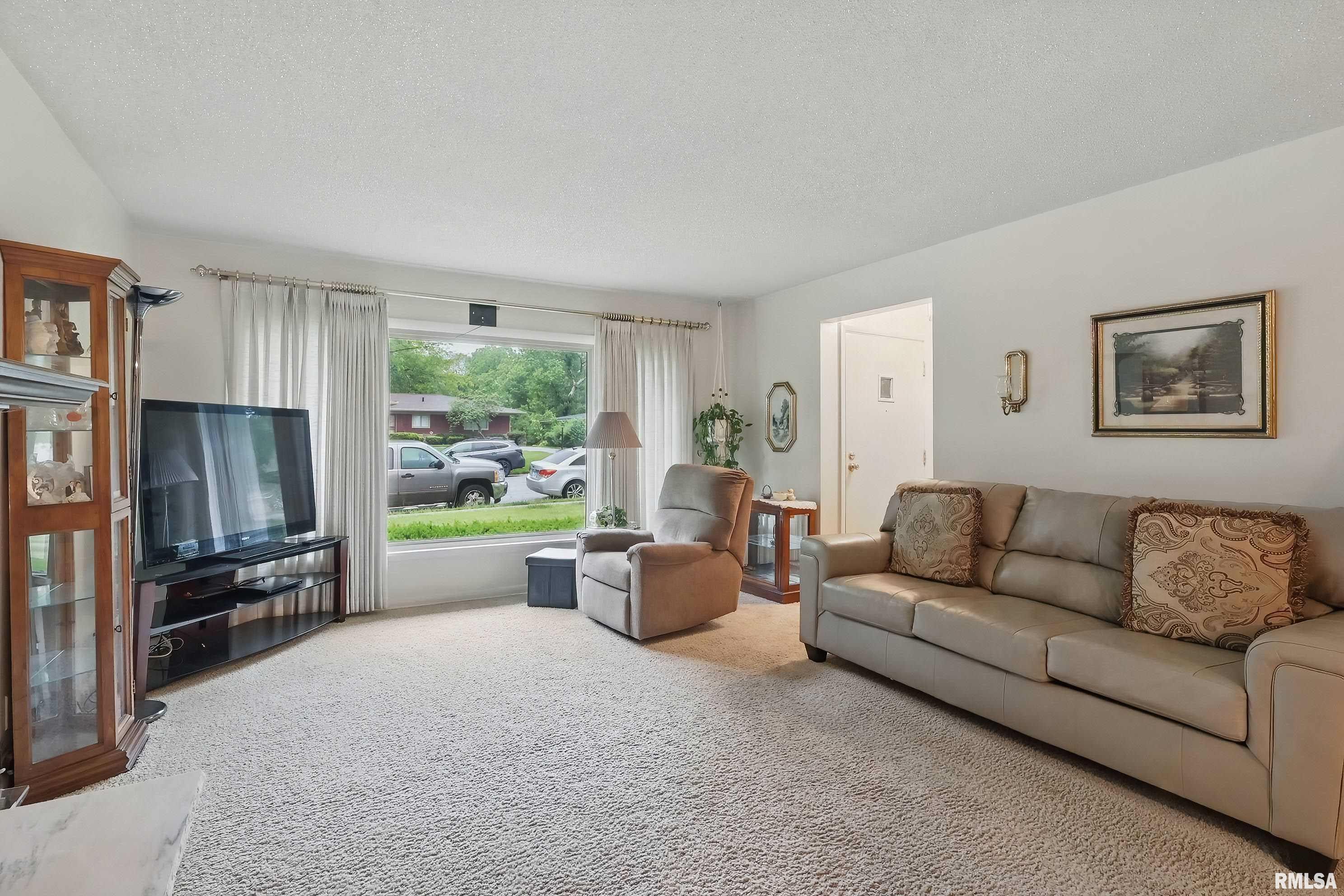 1119 14th Street, Bettendorf, Iowa image 4