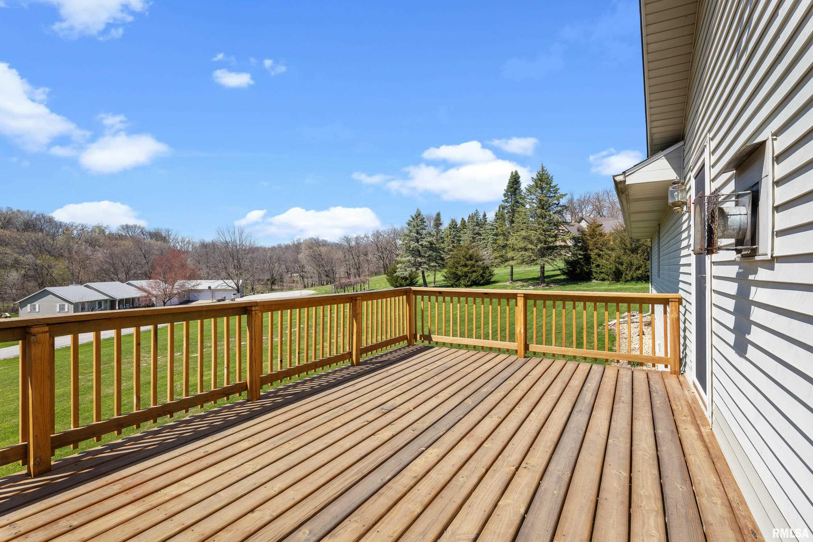 23 E Timberline Drive, Blue Grass, Iowa image 41
