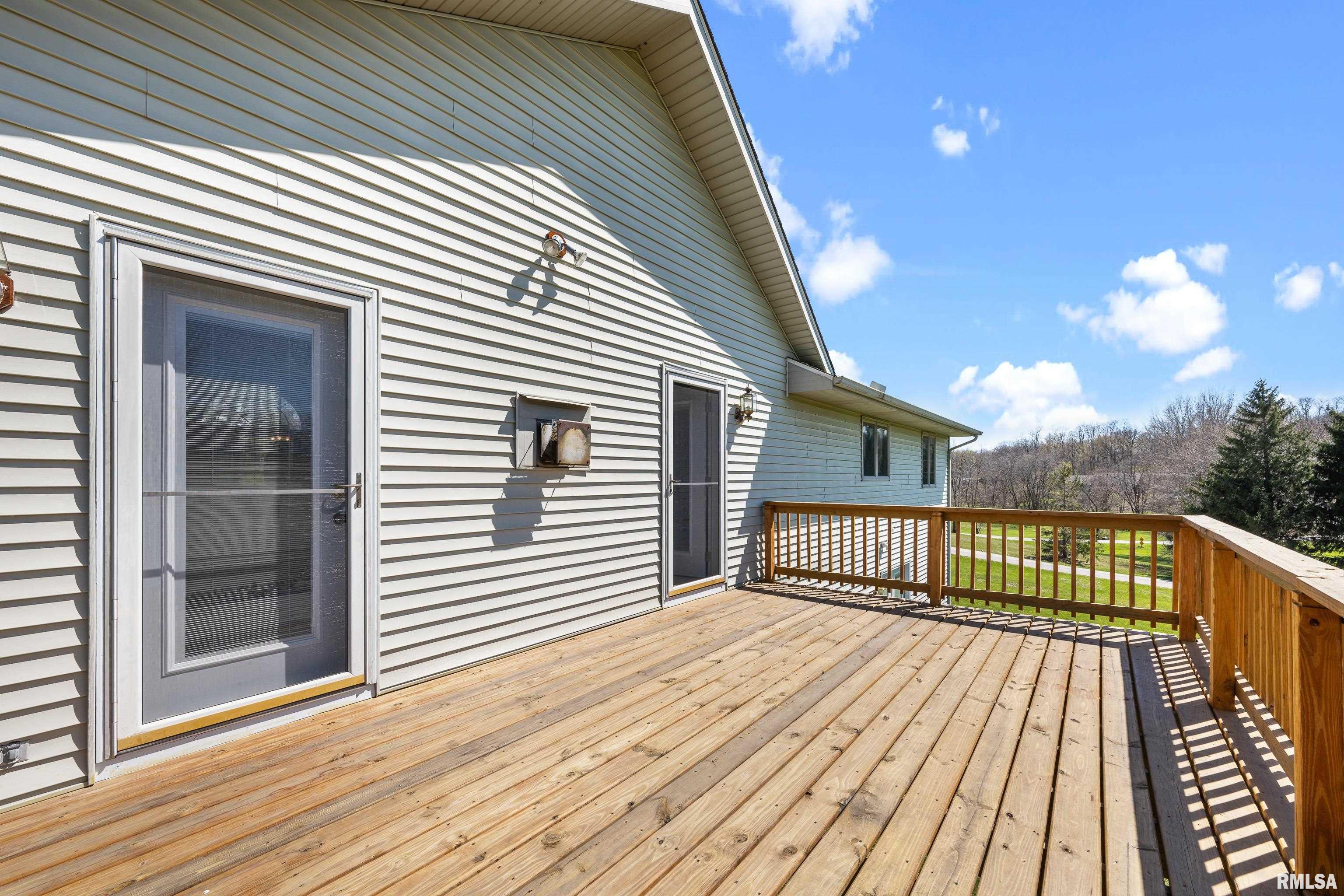 23 E Timberline Drive, Blue Grass, Iowa image 42