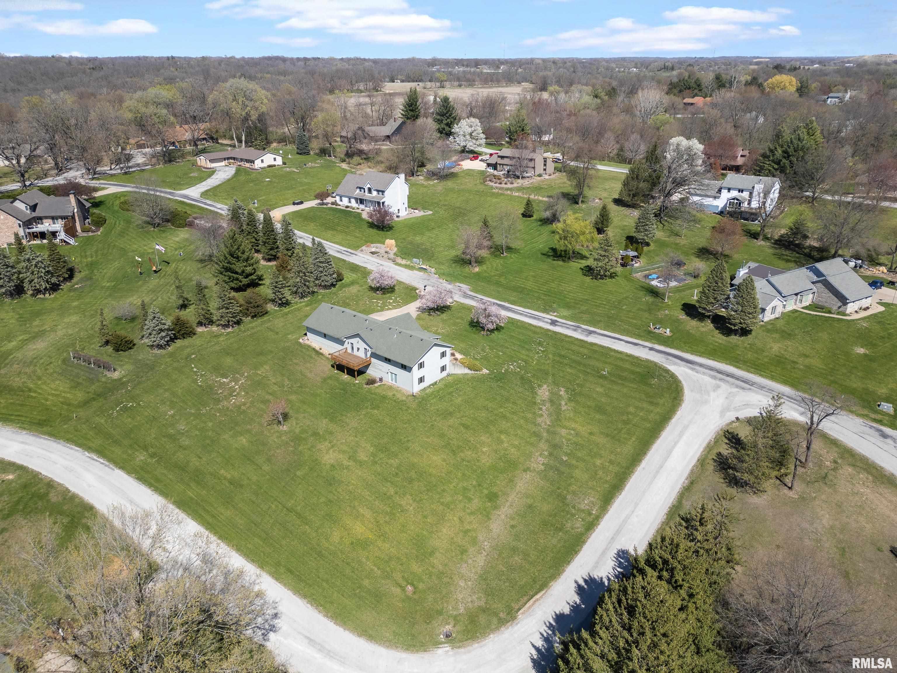 23 E Timberline Drive, Blue Grass, Iowa image 25