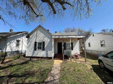 Homes For Sale - 1412 N 15th St<br/> Springfield, IL 62703