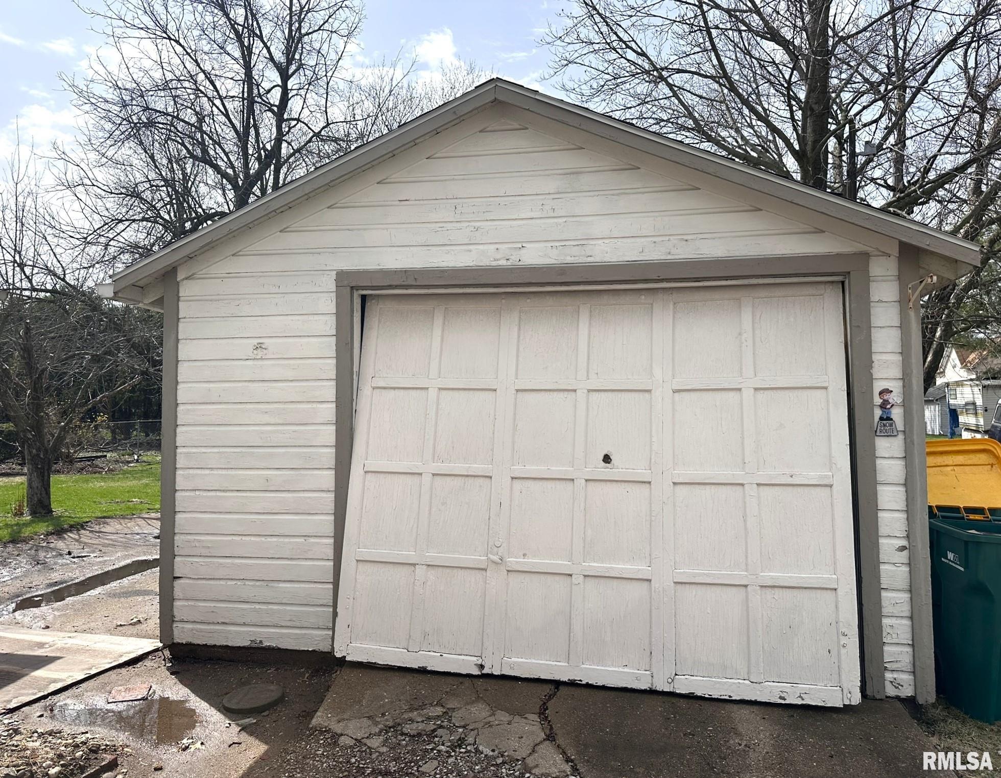 368 Oak Street, Galesburg, Illinois image 9