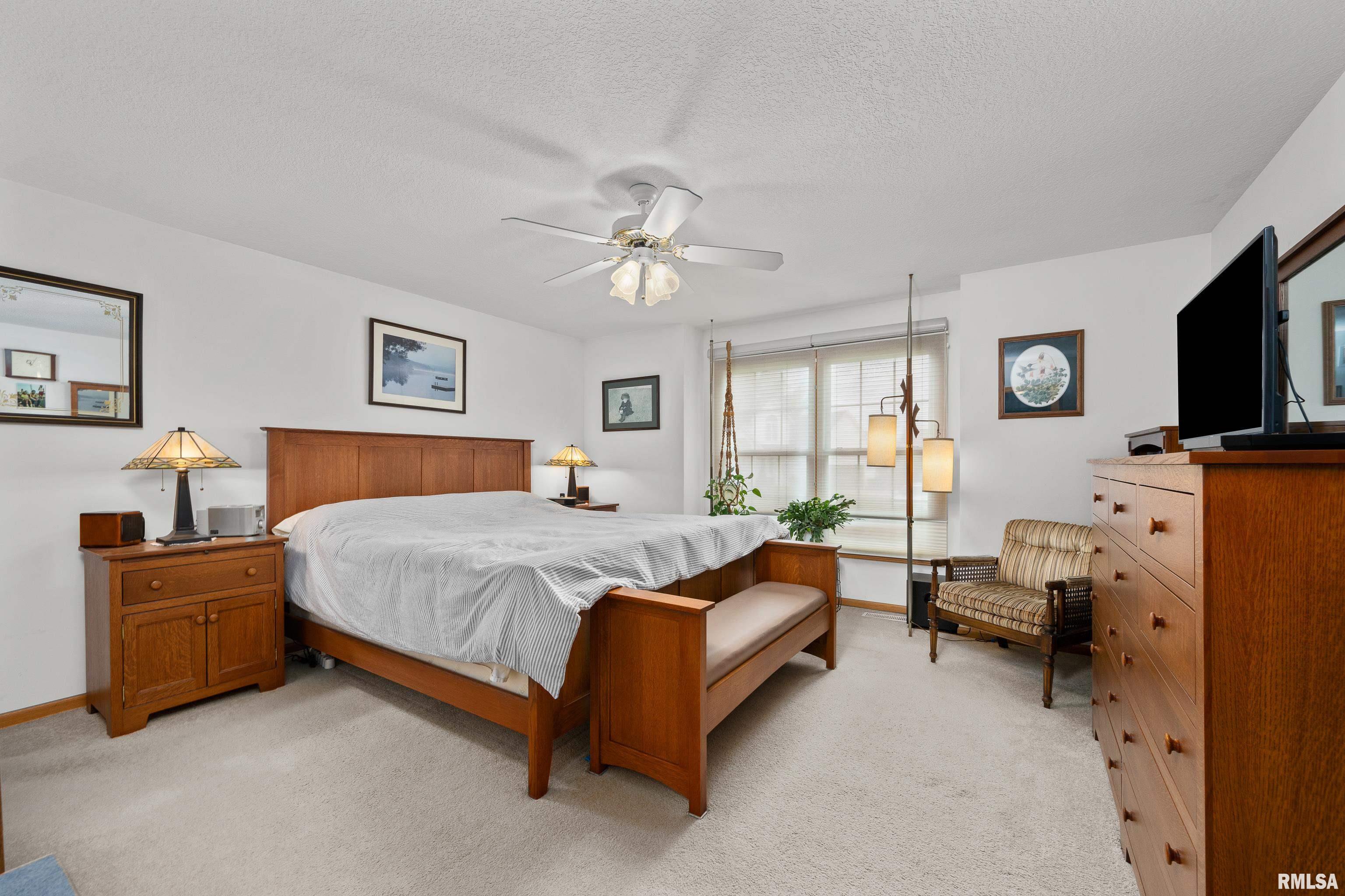 5142 Fillmore Court, Davenport, Iowa image 23