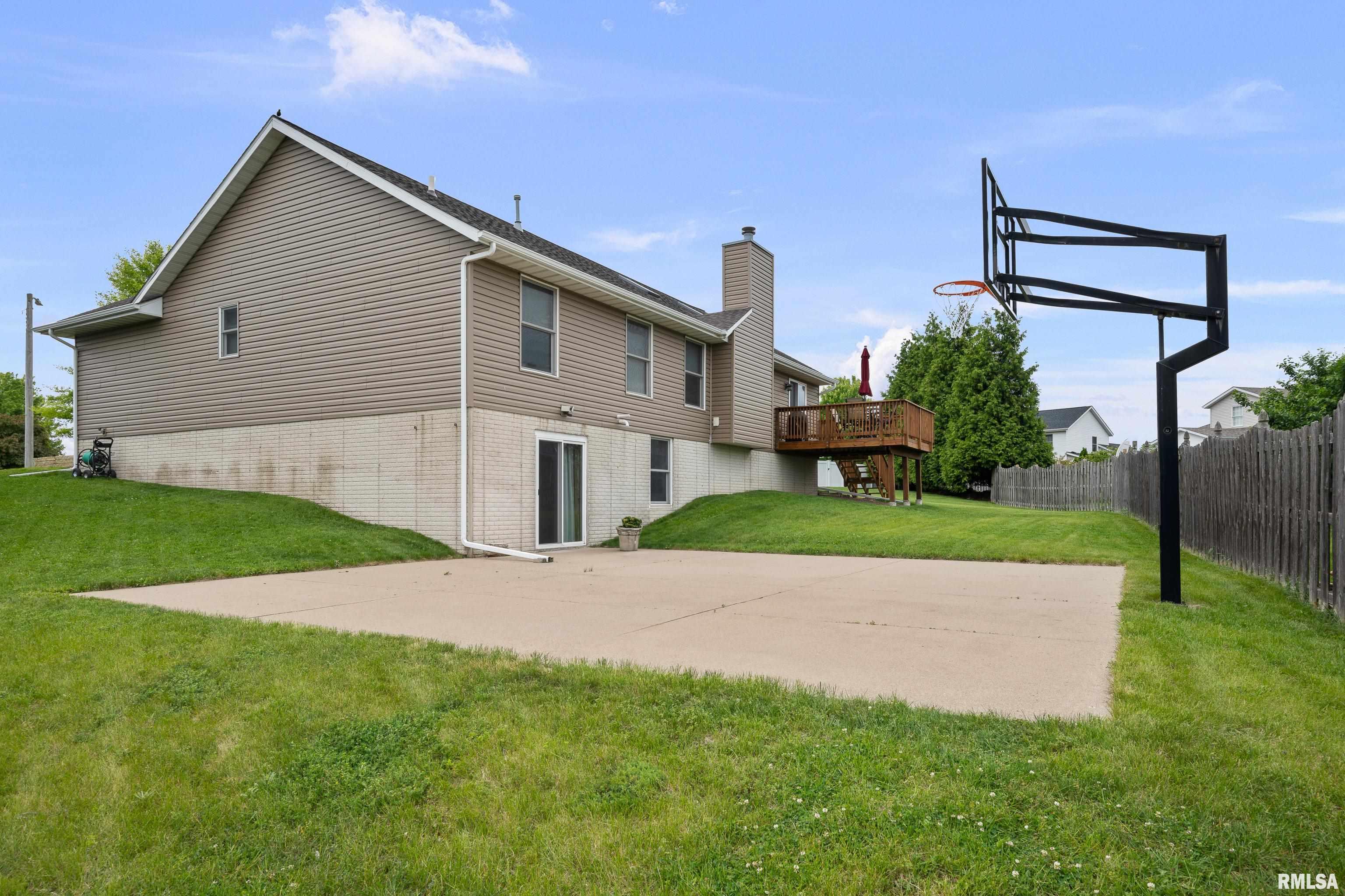 5142 Fillmore Court, Davenport, Iowa image 37