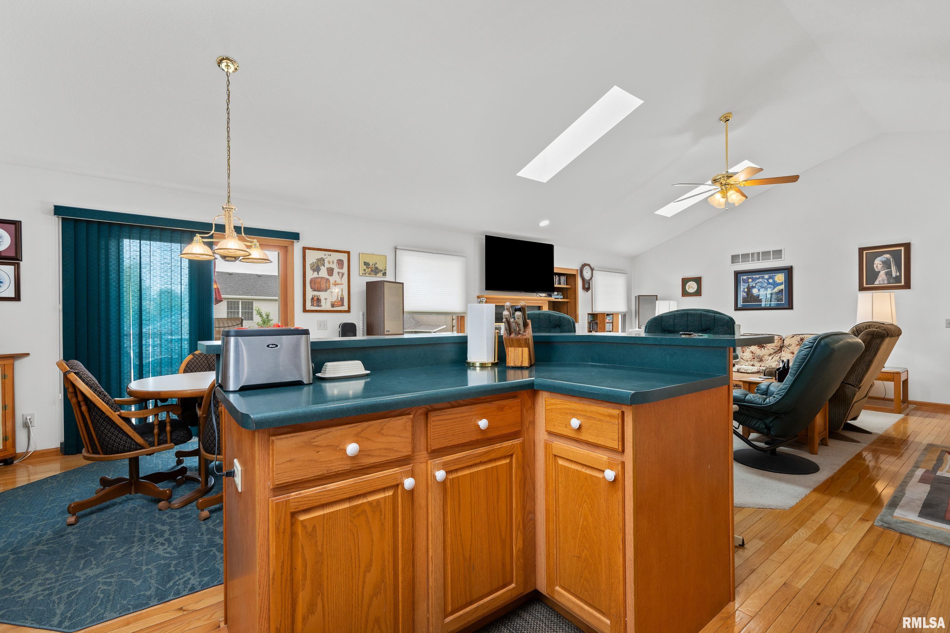 5142 Fillmore Court, Davenport, Iowa image 16