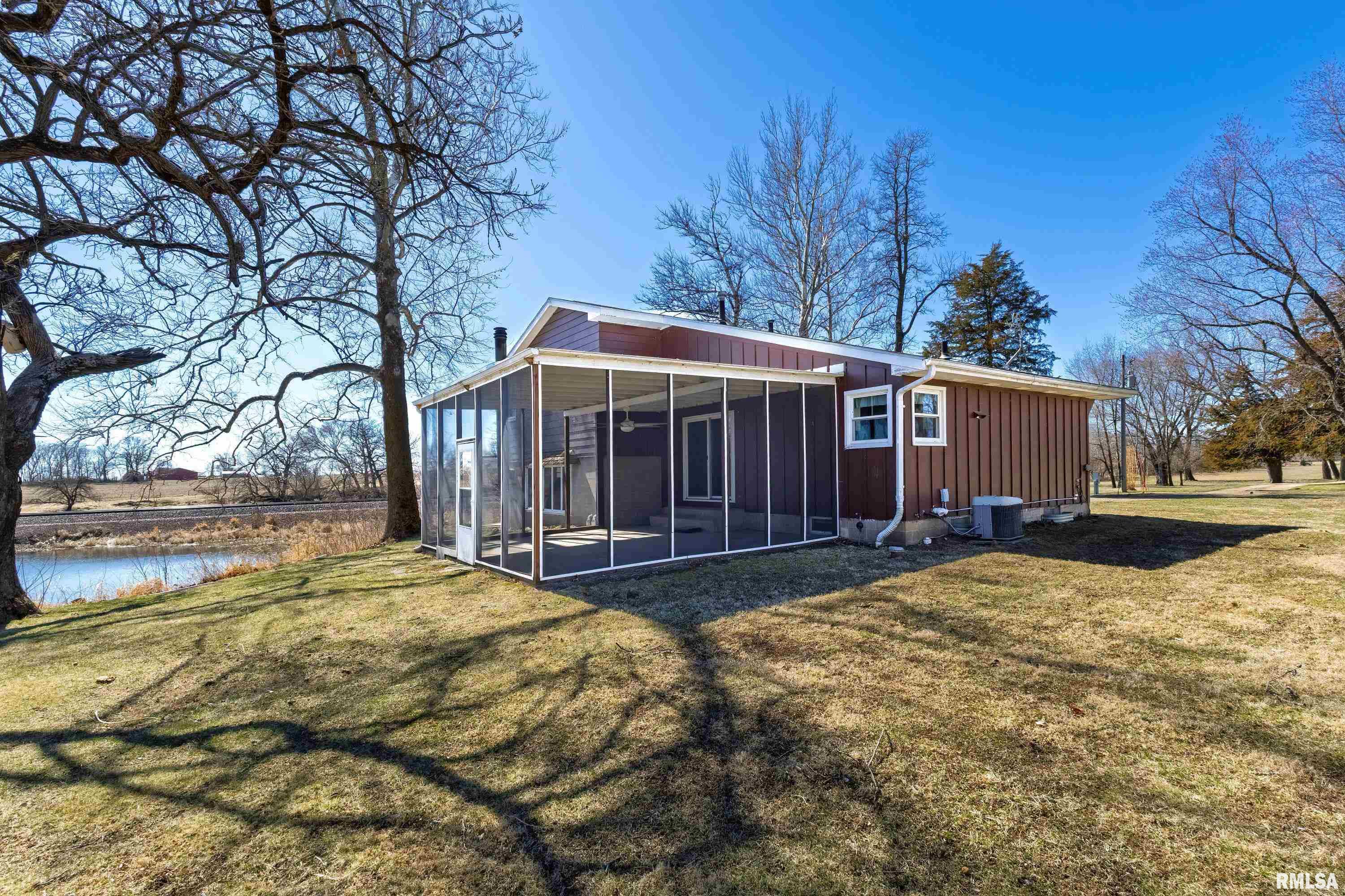 2465 260th Avenue, De Witt, Iowa image 4