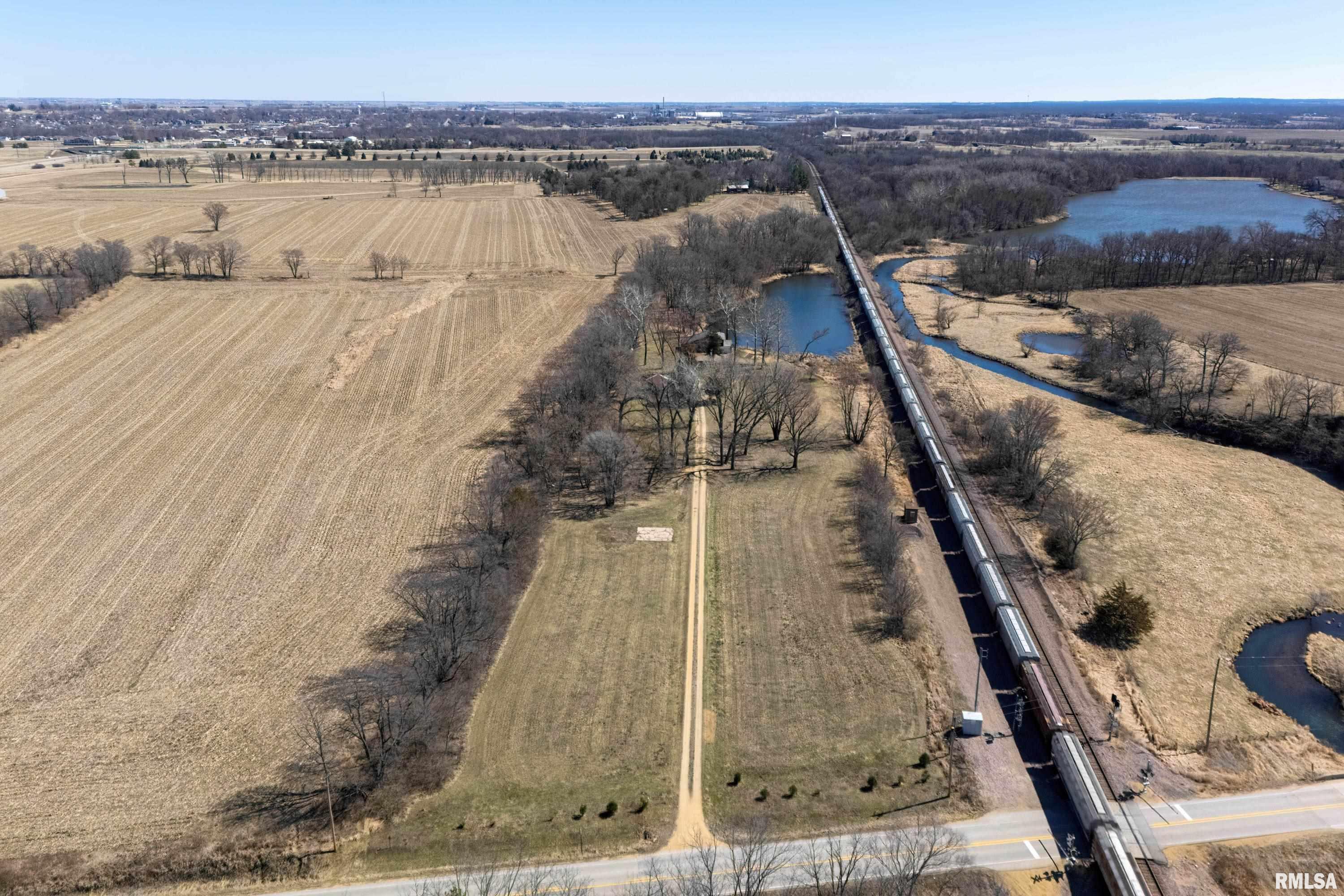 2465 260th Avenue, De Witt, Iowa image 36