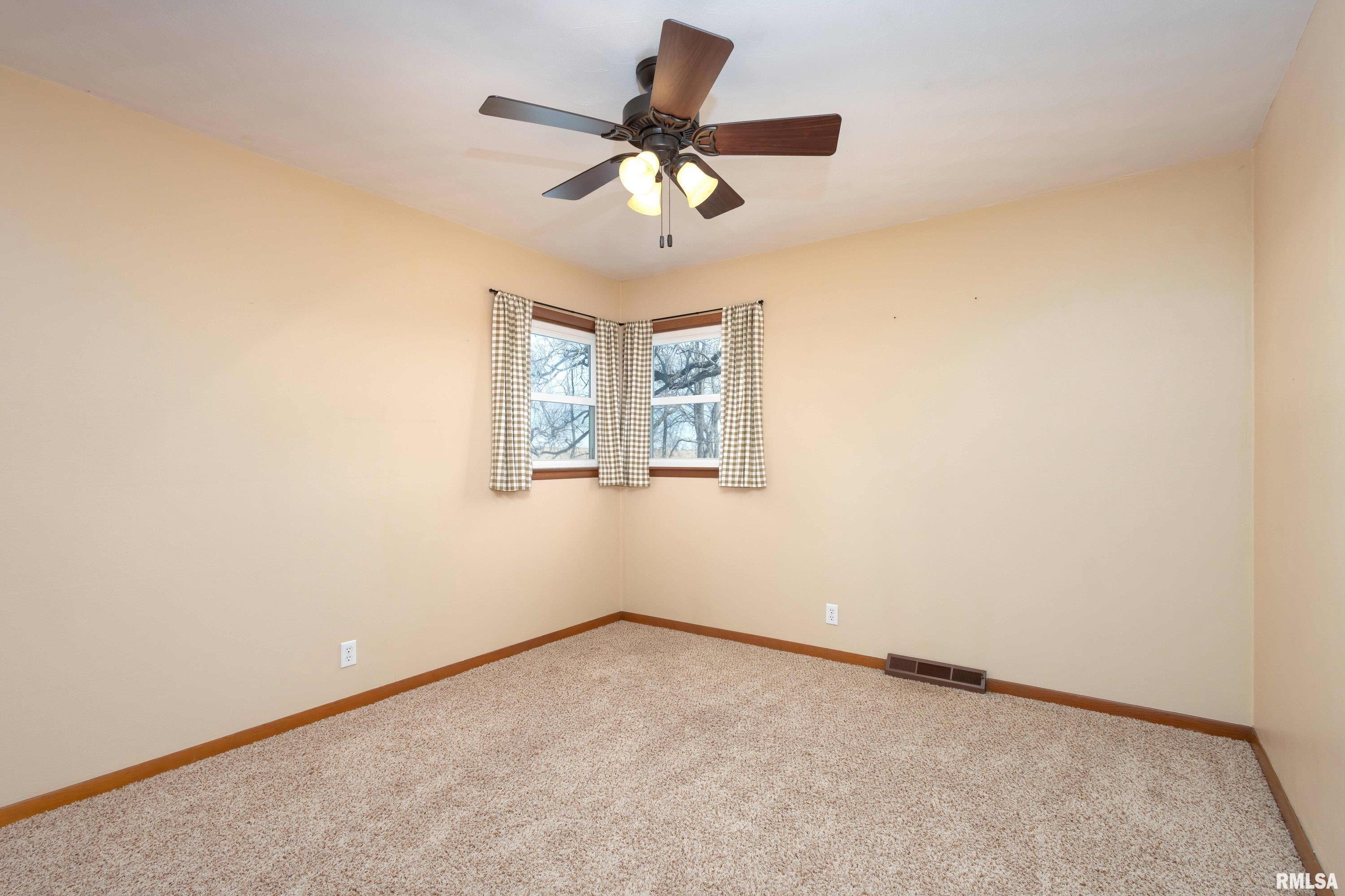 2465 260th Avenue, De Witt, Iowa image 27