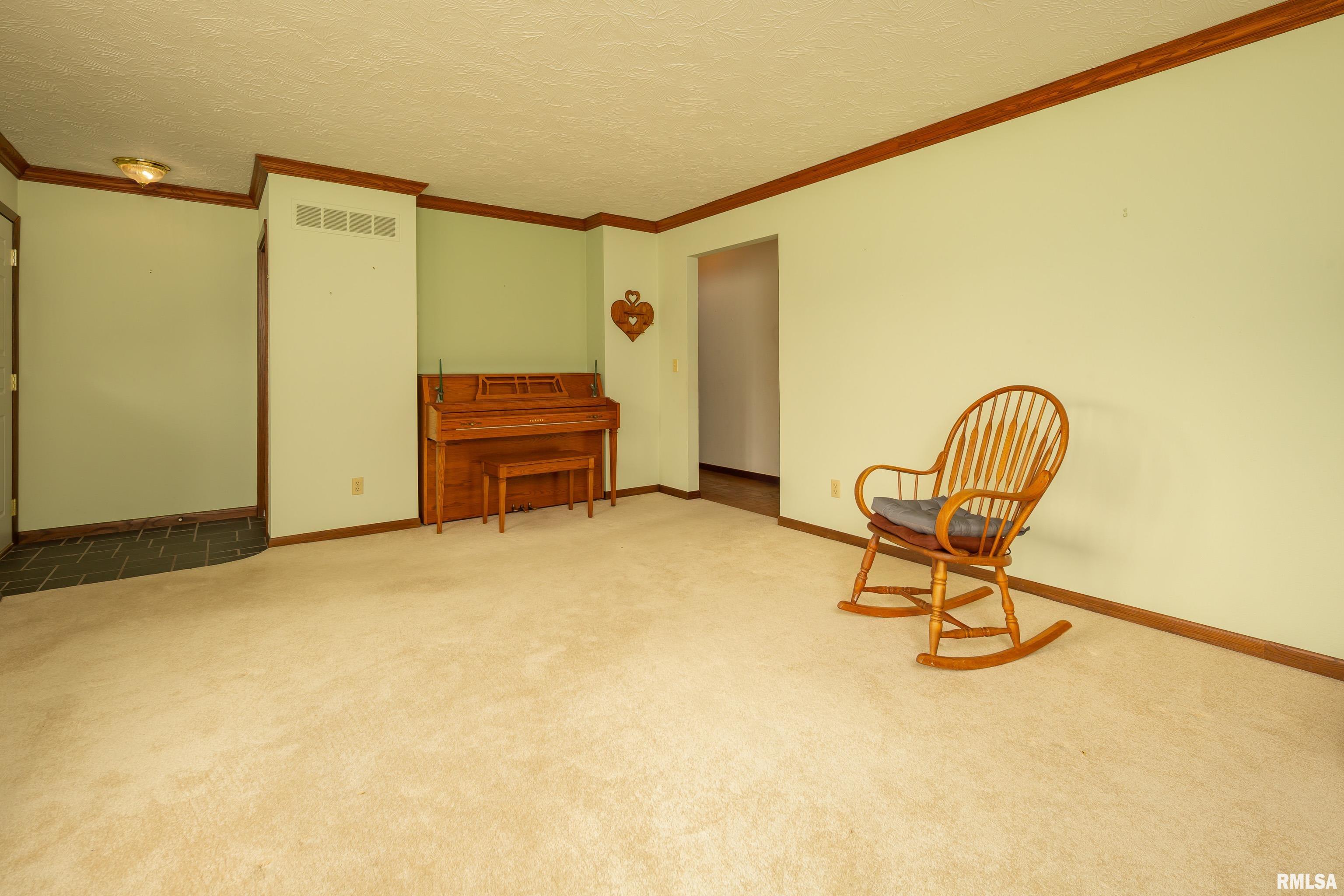3246 Woodland Court, Davenport, Iowa image 7