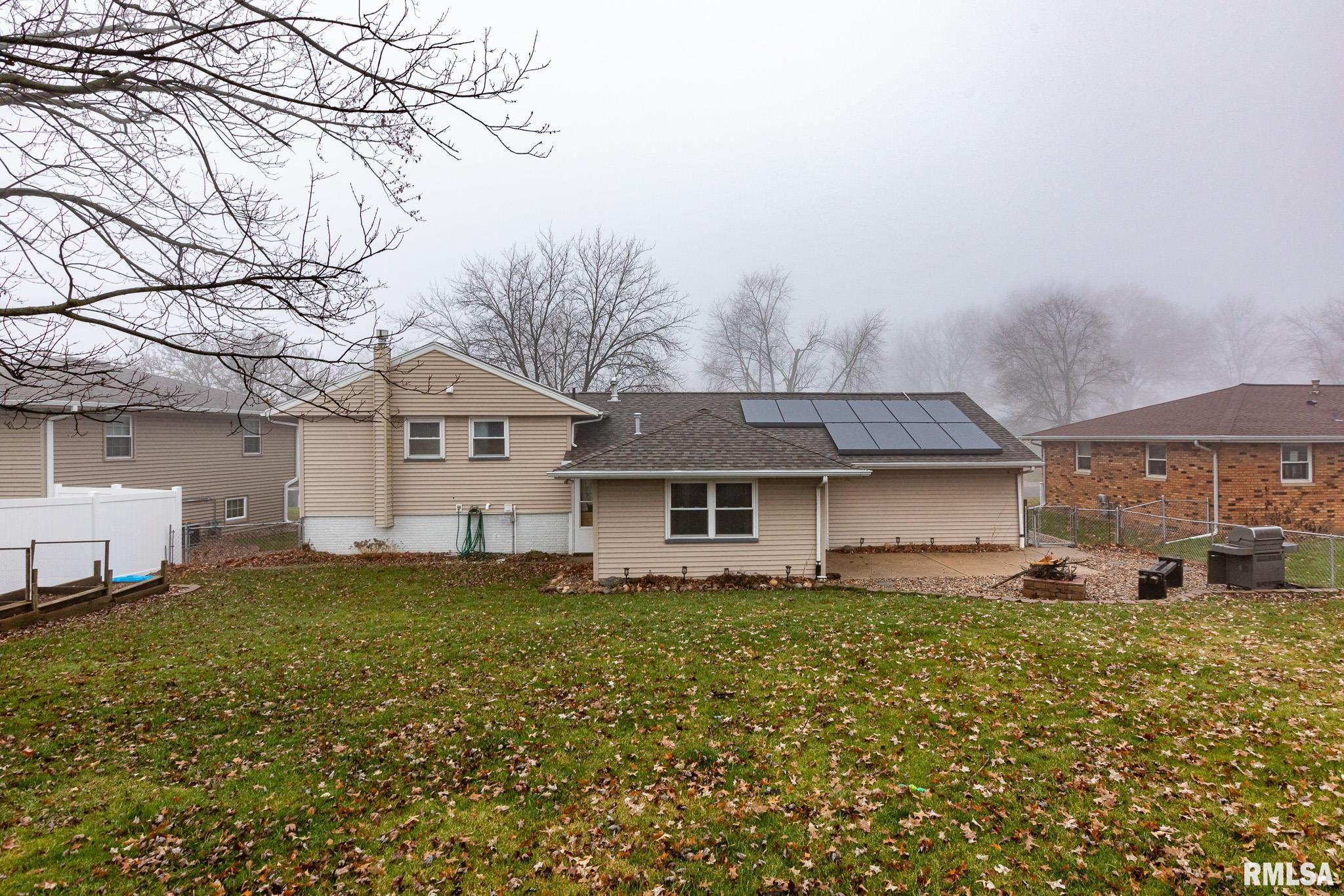 1710 Deppert Drive, Pekin, Illinois image 24