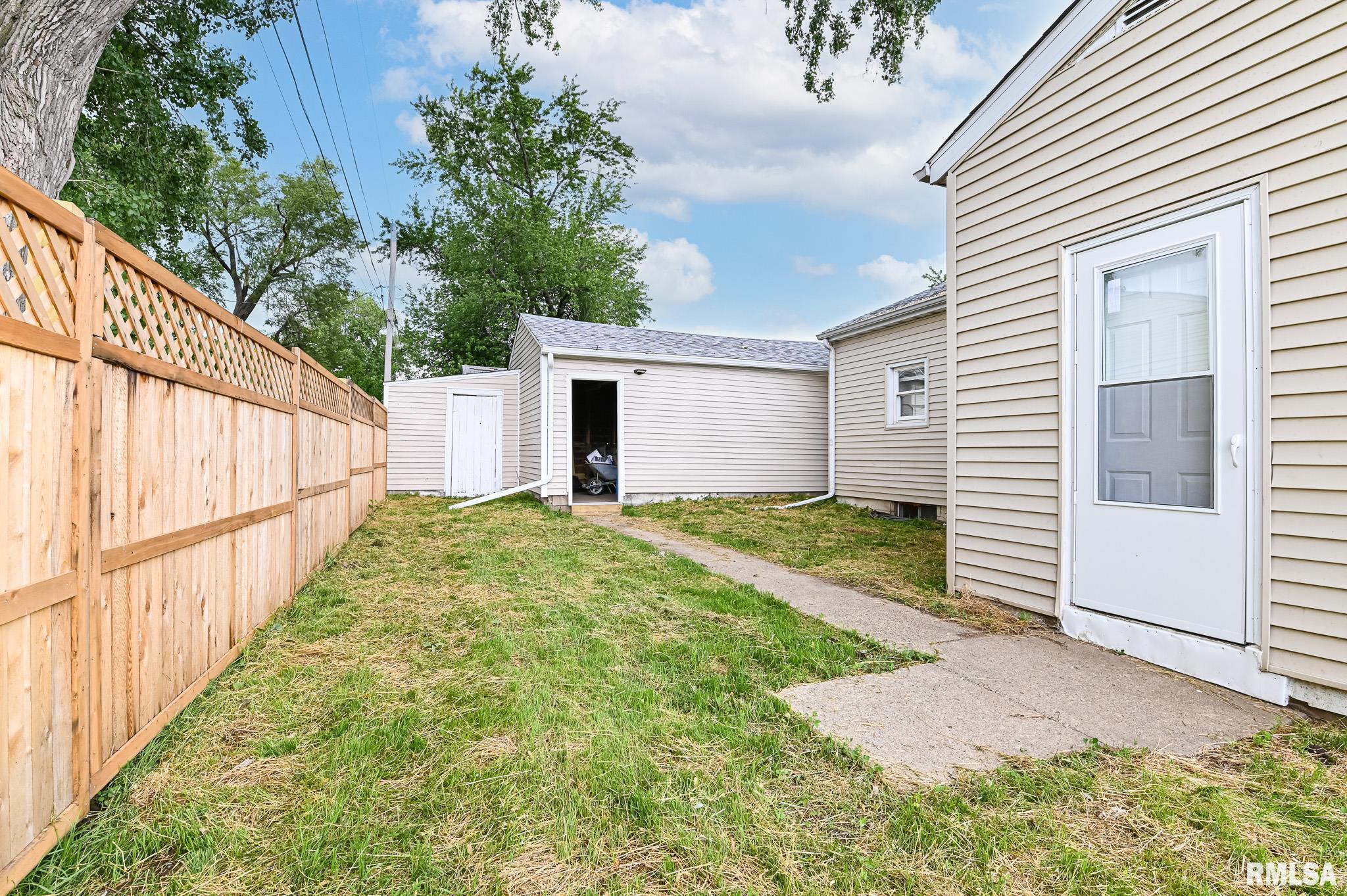 1219 Black Street, Pekin, Illinois image 18