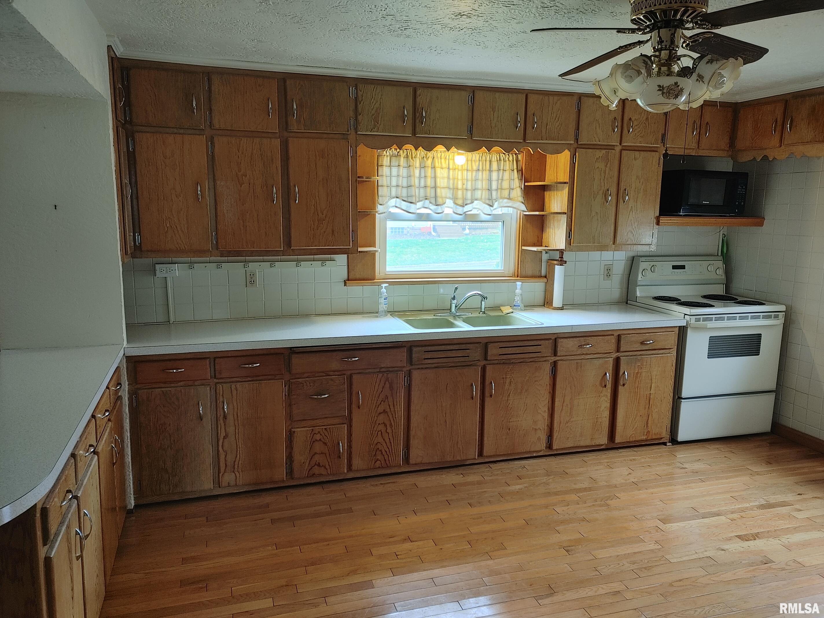 107 North Street, Washington, Illinois image 14