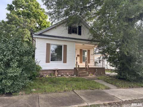 Homes For Sale - 210 Richards Street<br/> Morgan County, Jacksonville, IL 62650