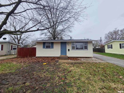 Photo of 1722 HARRISON Street, Galesburg, IL 61401 (MLS # PA1265580)