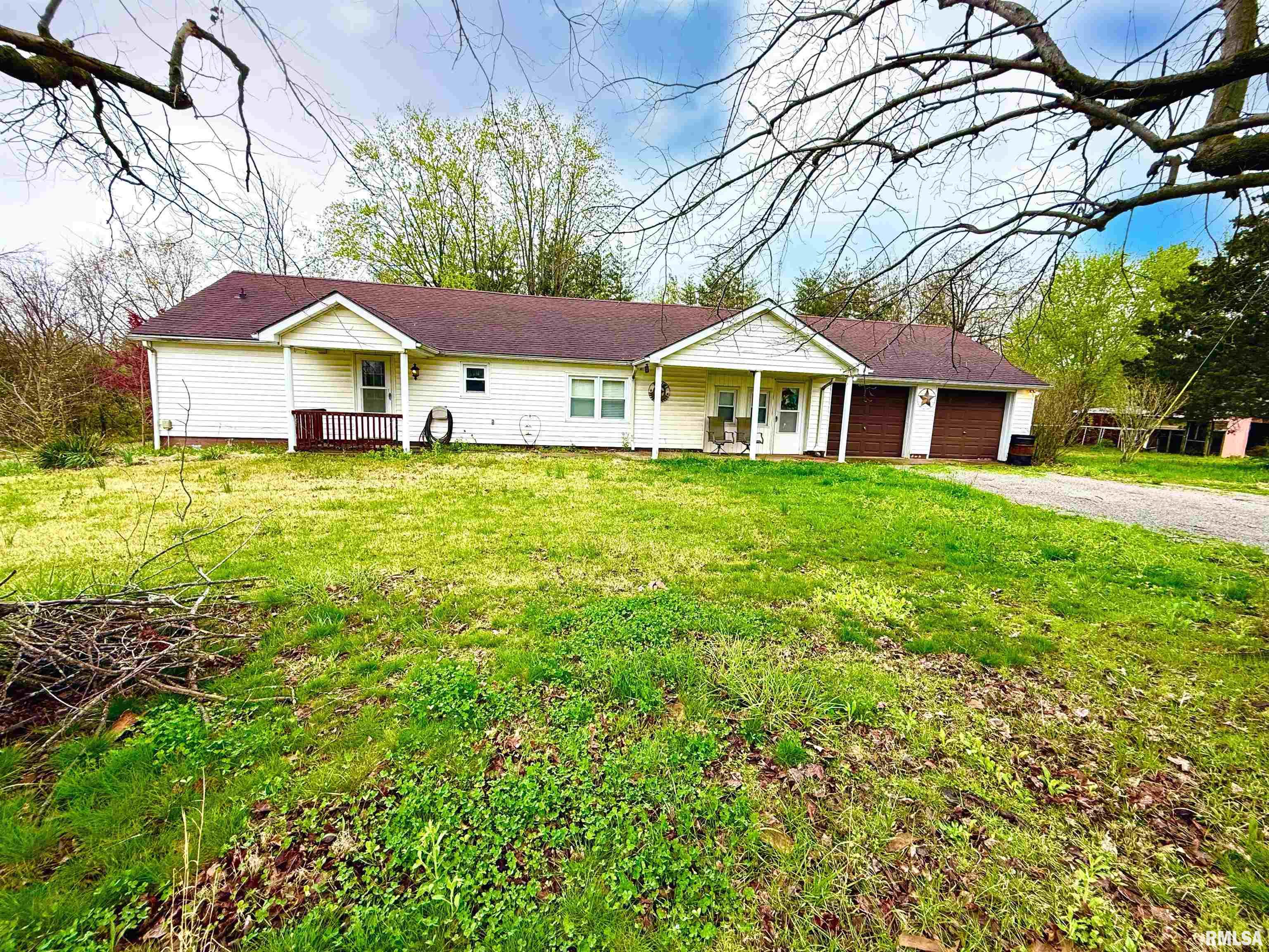 10815 Saraville Road, Marion, Illinois image 1