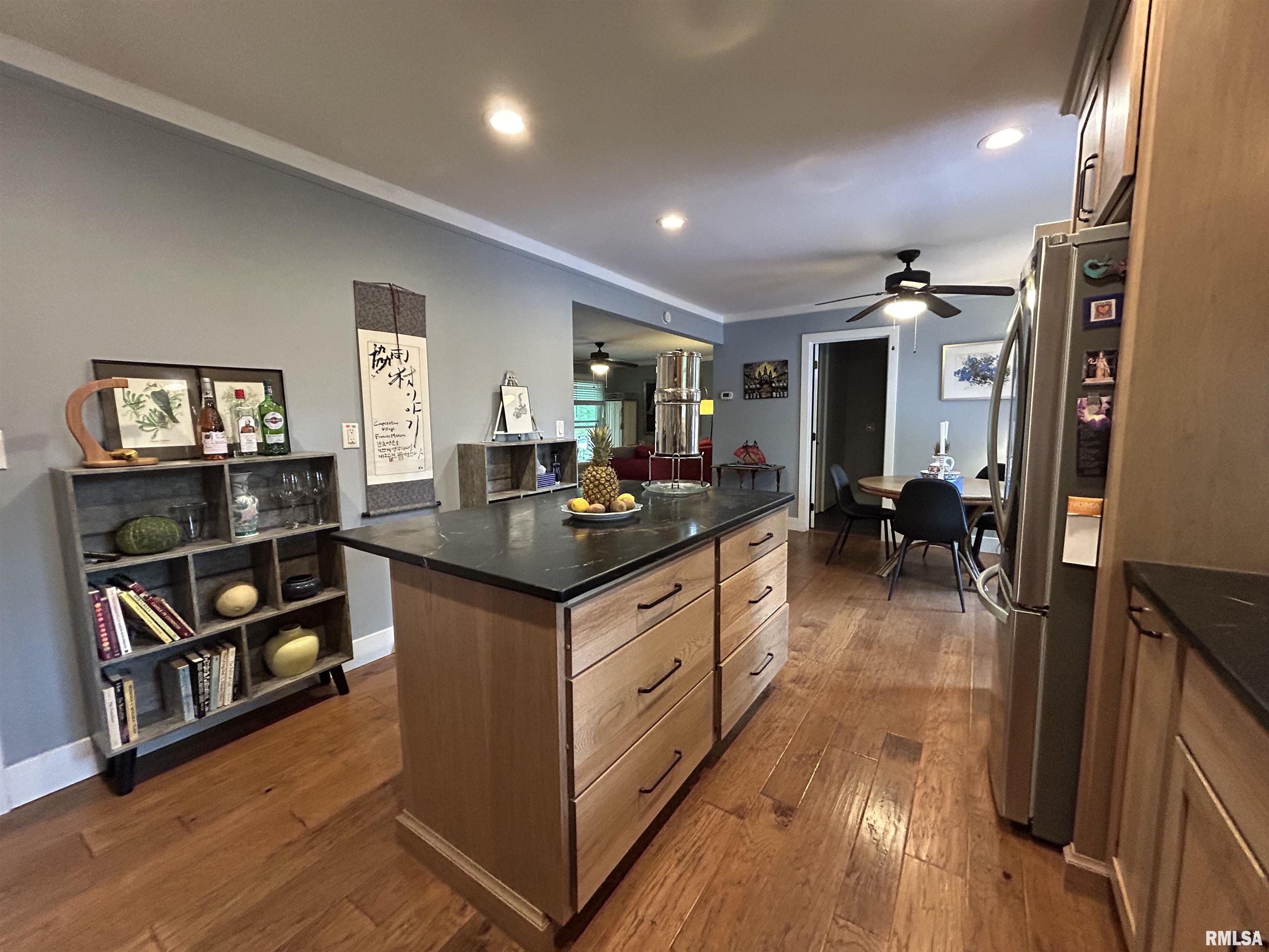 1404 W Taylor Drive, Carbondale, Illinois image 12