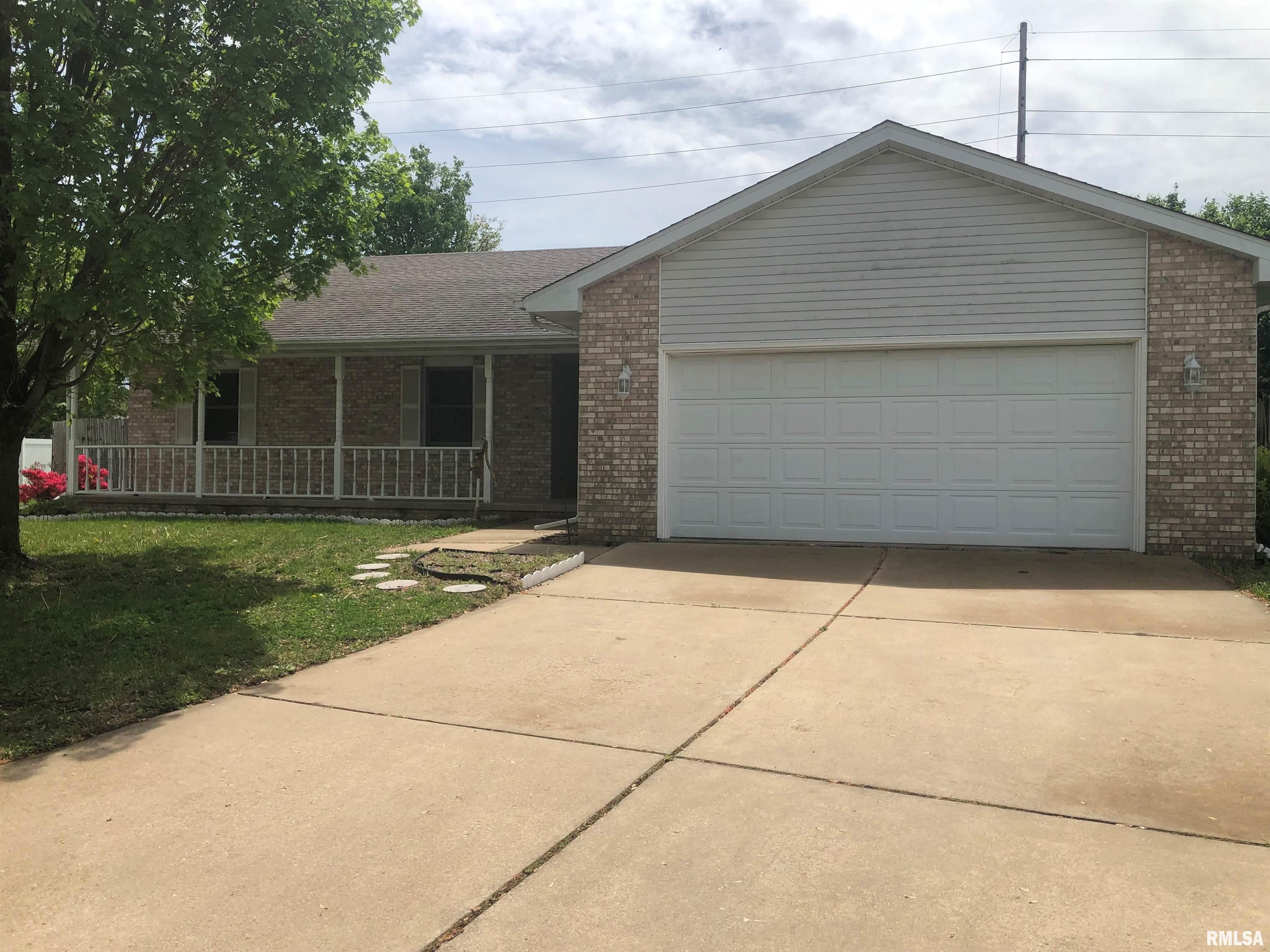 6516 Hayley Court, Springfield, Illinois image 2