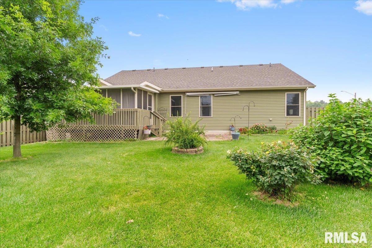 1103 Dina Drive, Riverton, Illinois image 29