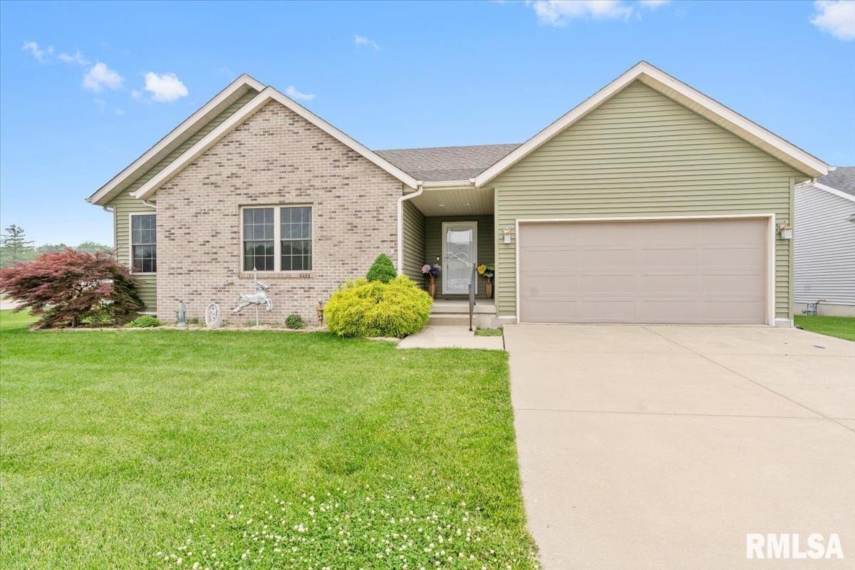 1103 Dina Drive, Riverton, Illinois image 1