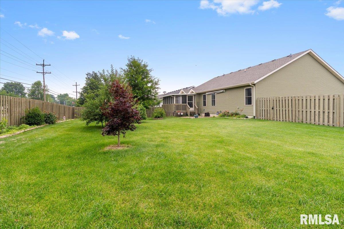1103 Dina Drive, Riverton, Illinois image 30