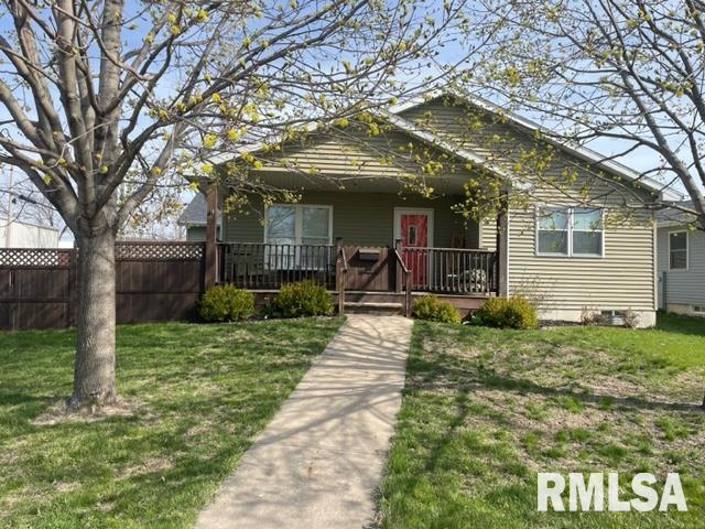 208 E 1st Street, Tipton, Iowa image 1