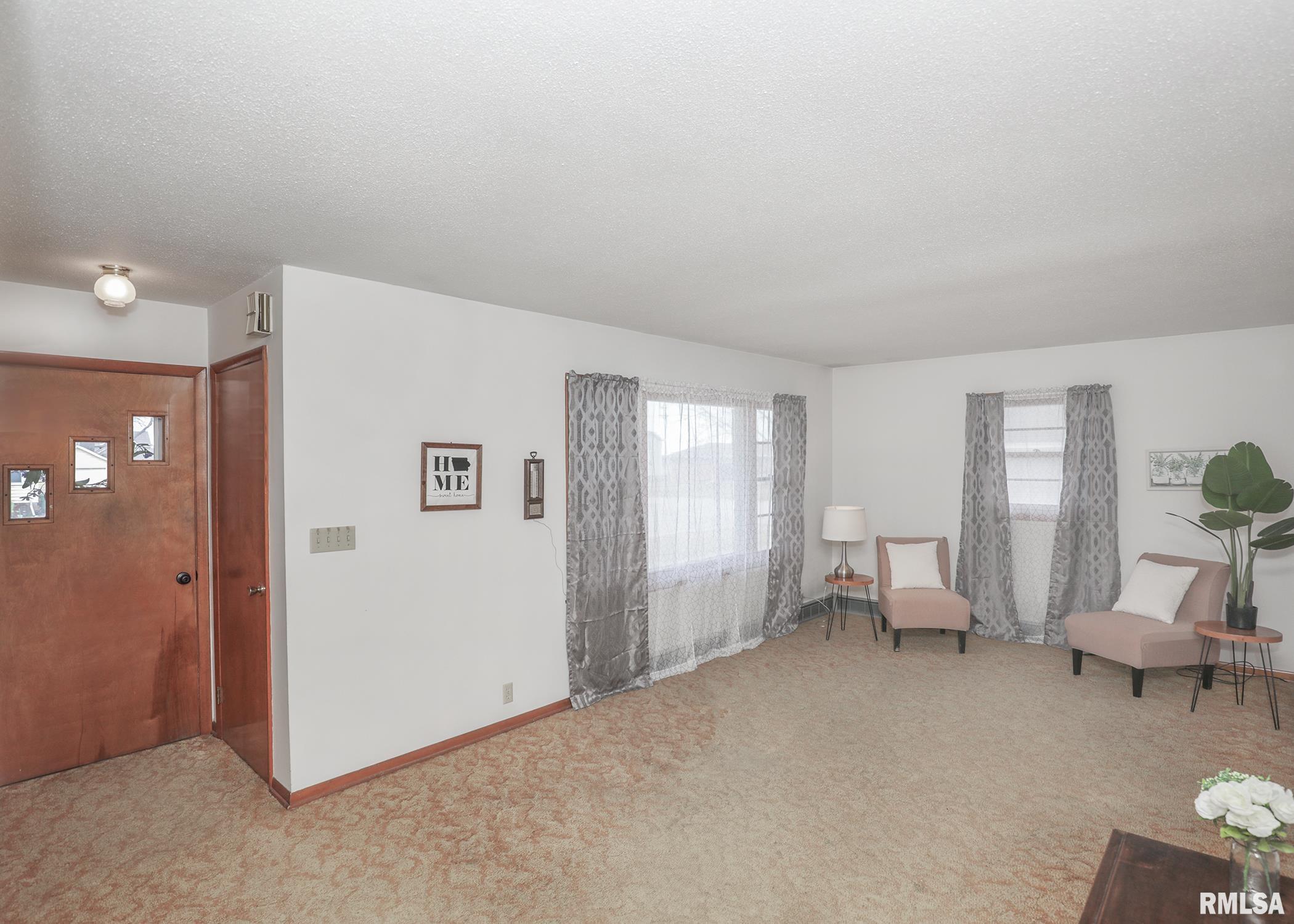 1207 7th Street, Durant, Iowa image 4