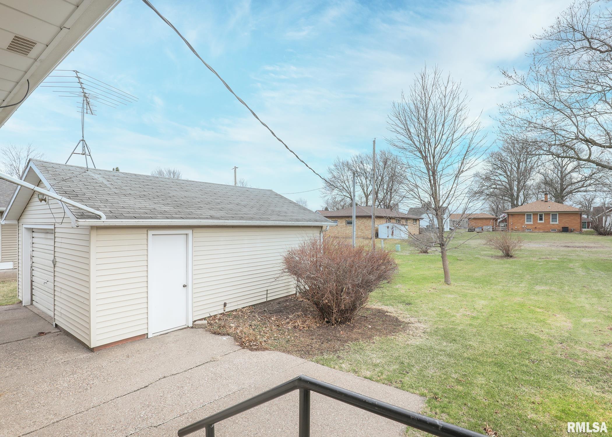 1207 7th Street, Durant, Iowa image 21