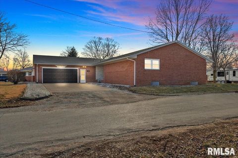 Homes For Sale - 1136 Henkle Drive<br/> Sangamon County, Pawnee, IL 62558