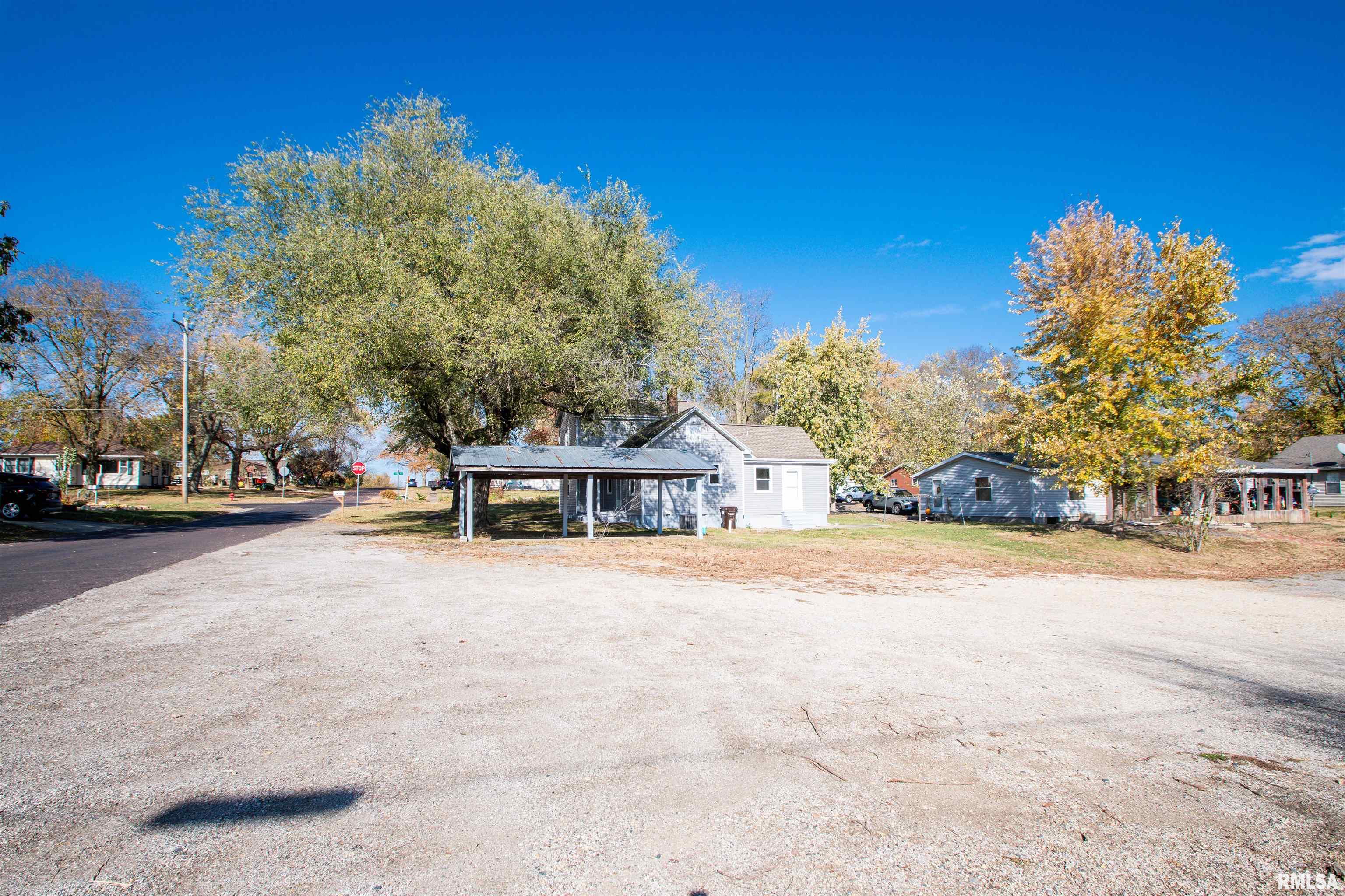 401 E Fast Avenue, Mackinaw, Illinois image 36