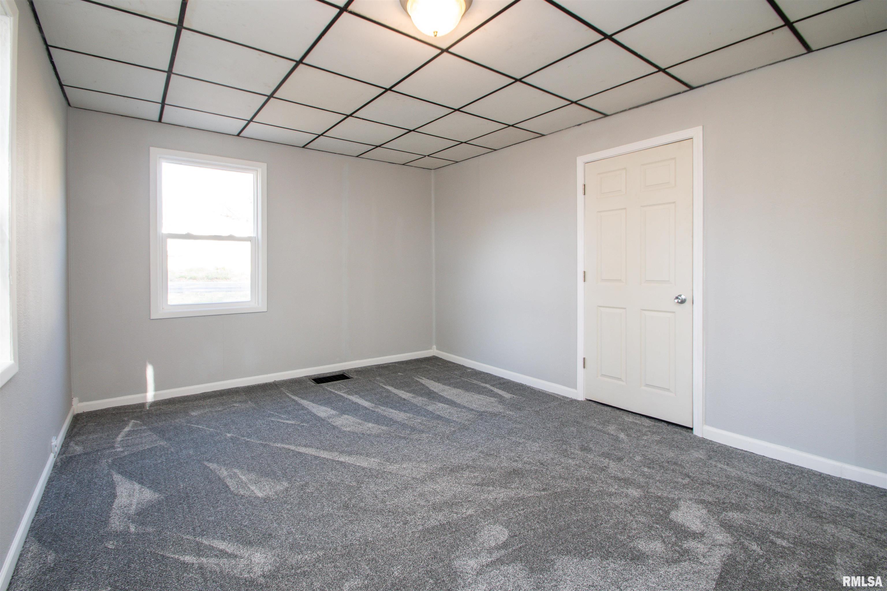 401 E Fast Avenue, Mackinaw, Illinois image 25