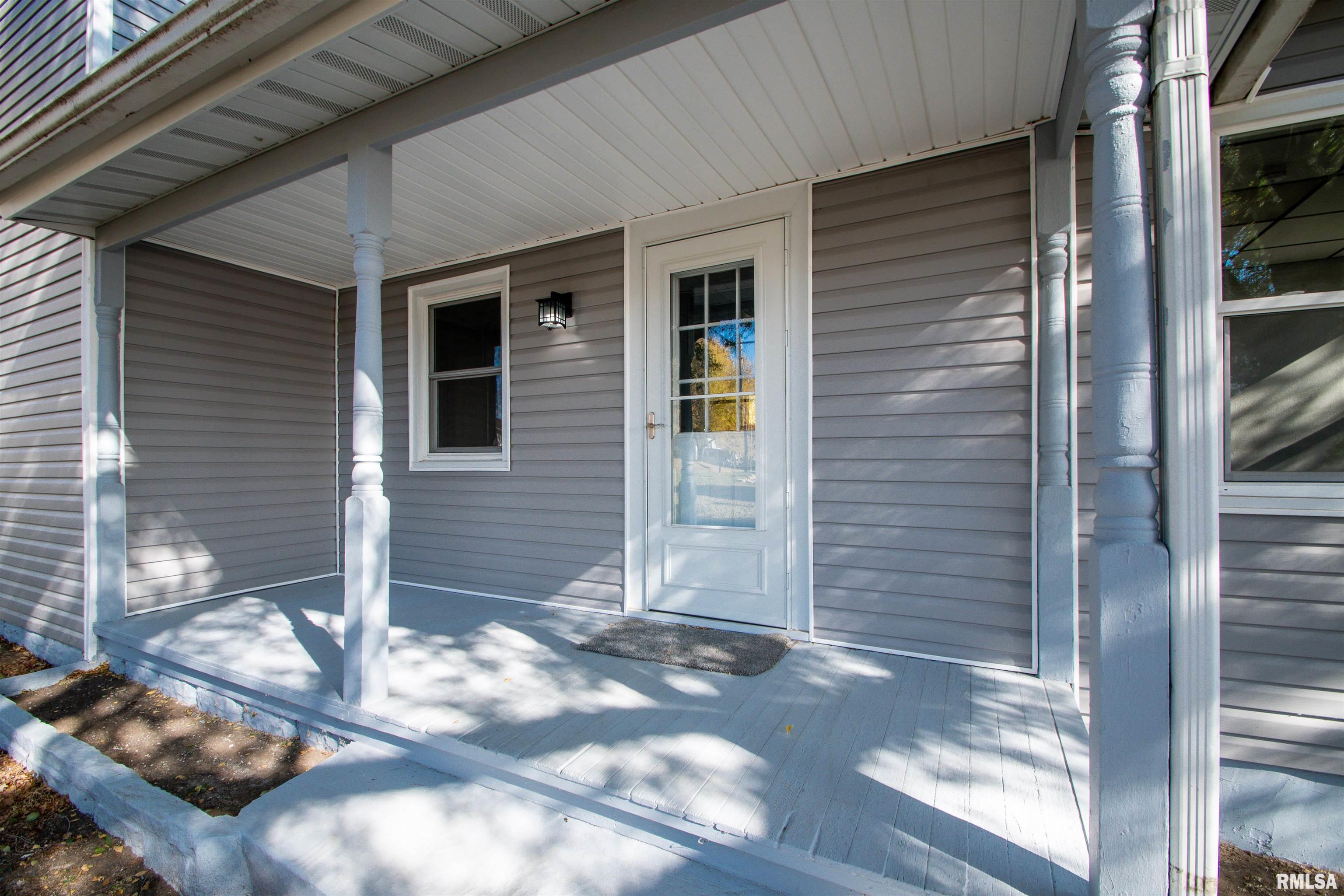 401 E Fast Avenue, Mackinaw, Illinois image 5