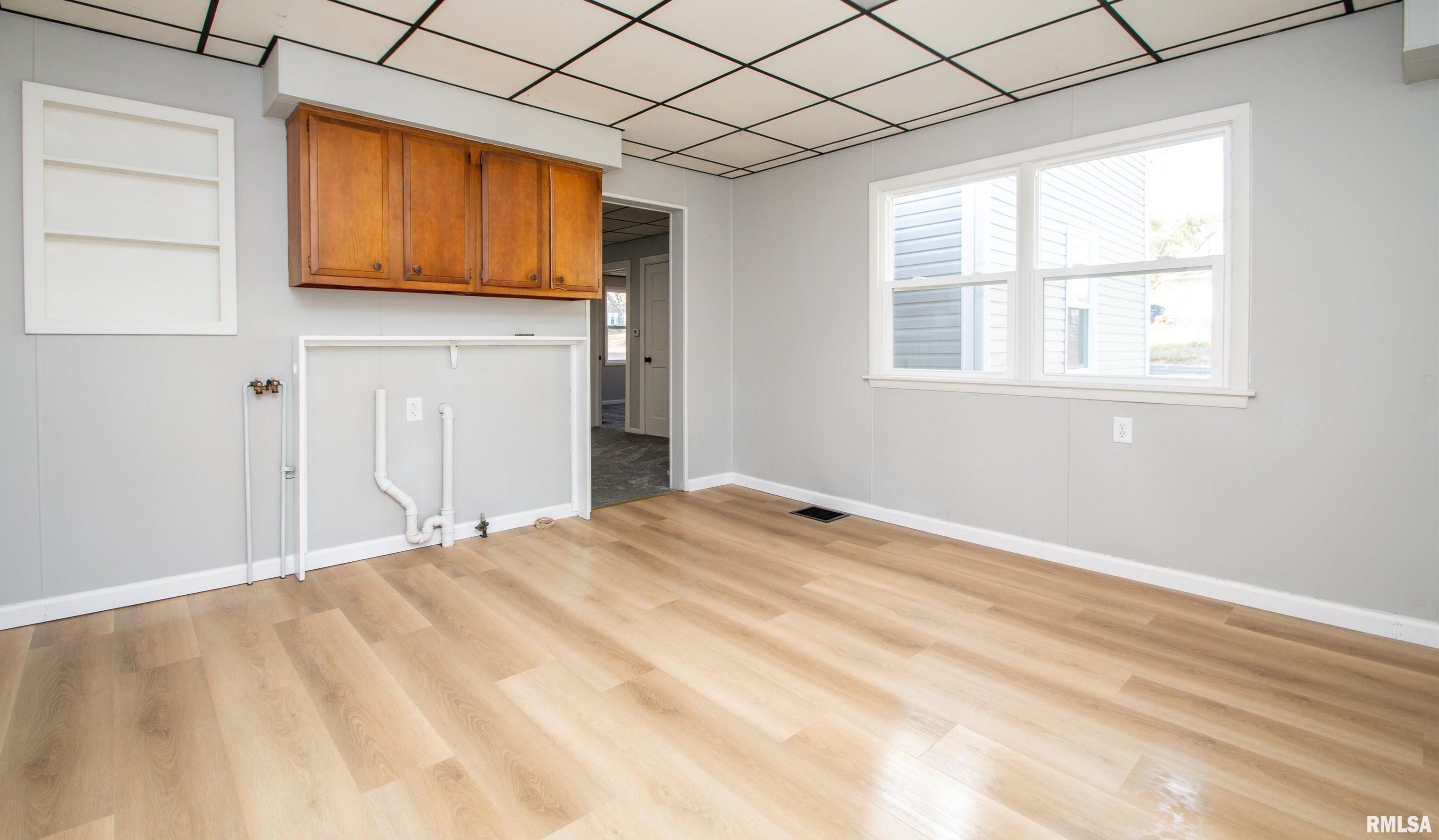 401 E Fast Avenue, Mackinaw, Illinois image 12