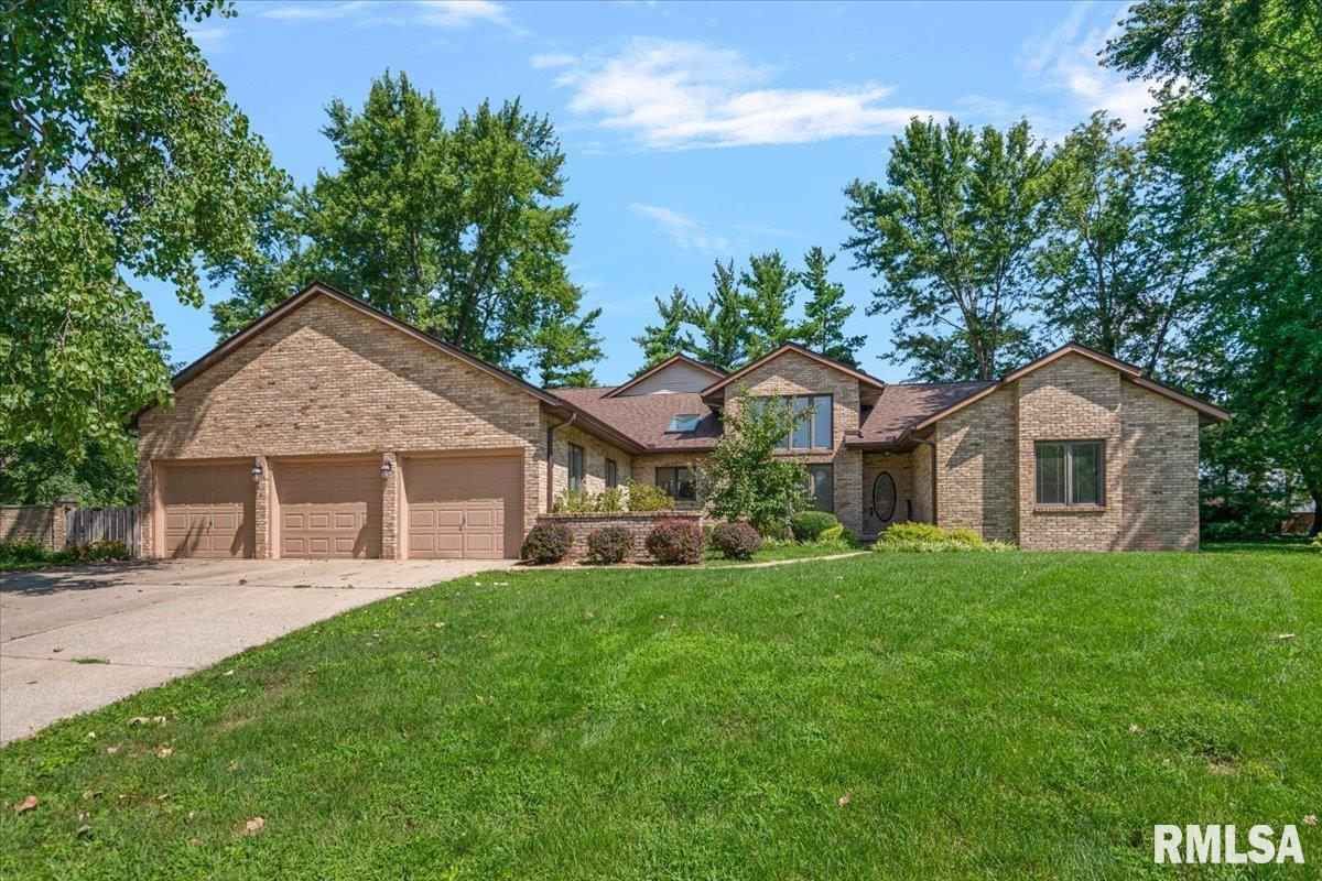 Photo 1 of 59 — 1304 Woods Farm Lane, Springfield, IL 62704