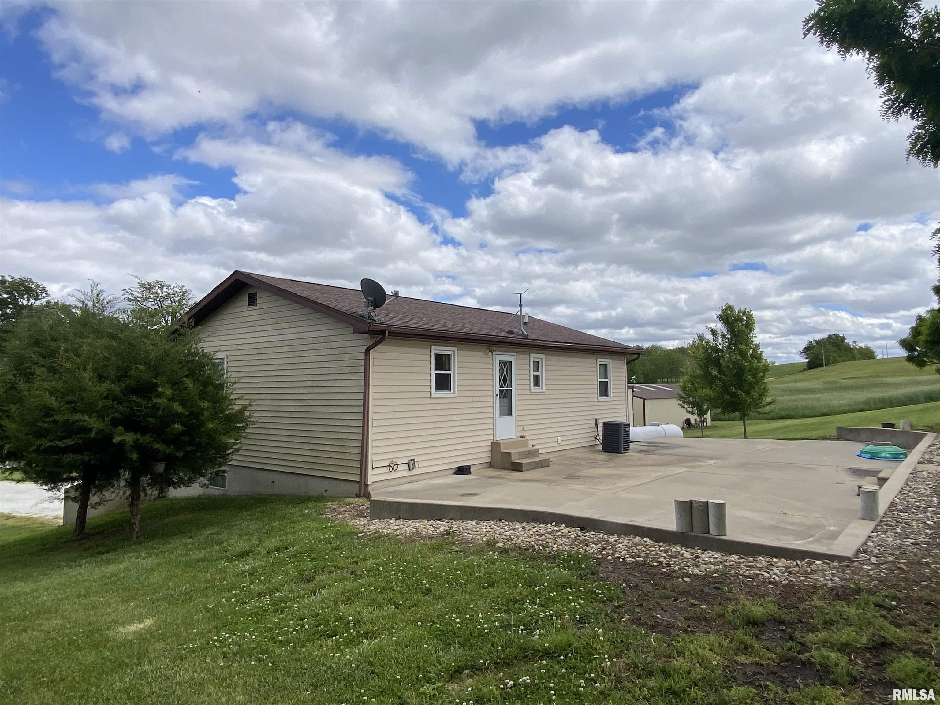 1863 Ebenezer Church Road, Jacksonville, Illinois image 11