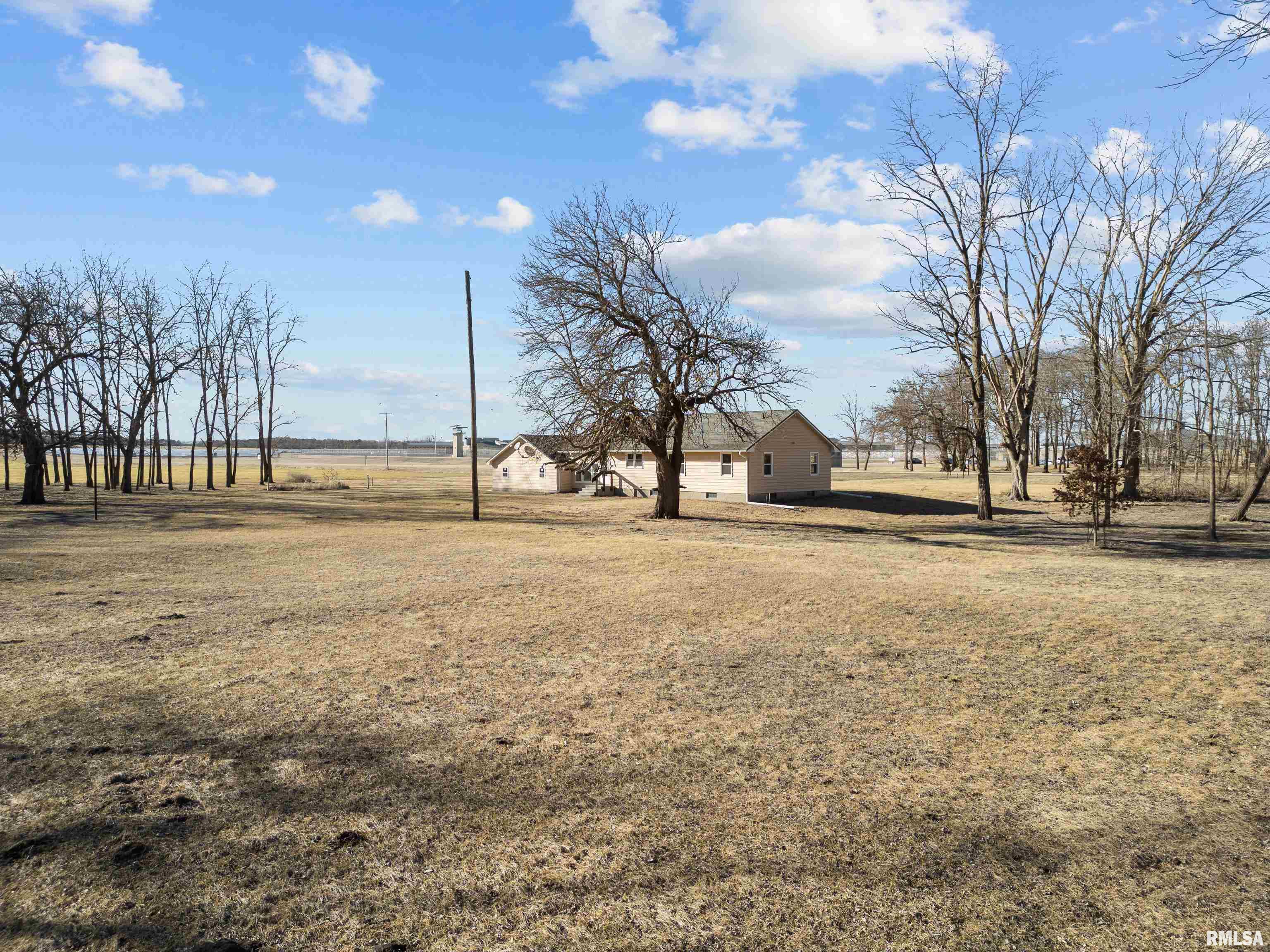 10290 One Mile Road, Thomson, Illinois image 24