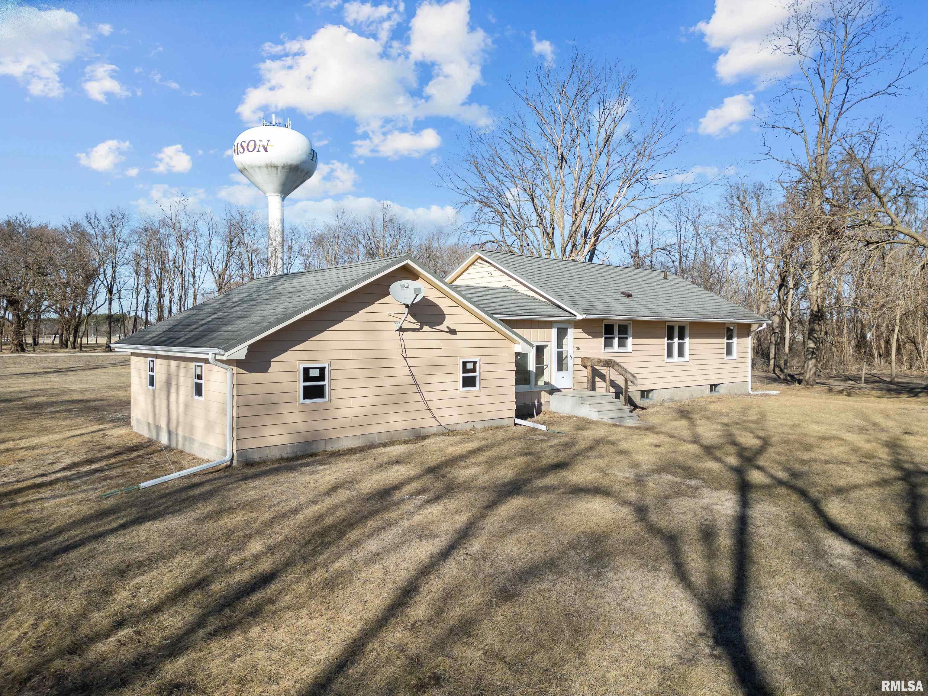 10290 One Mile Road, Thomson, Illinois image 3