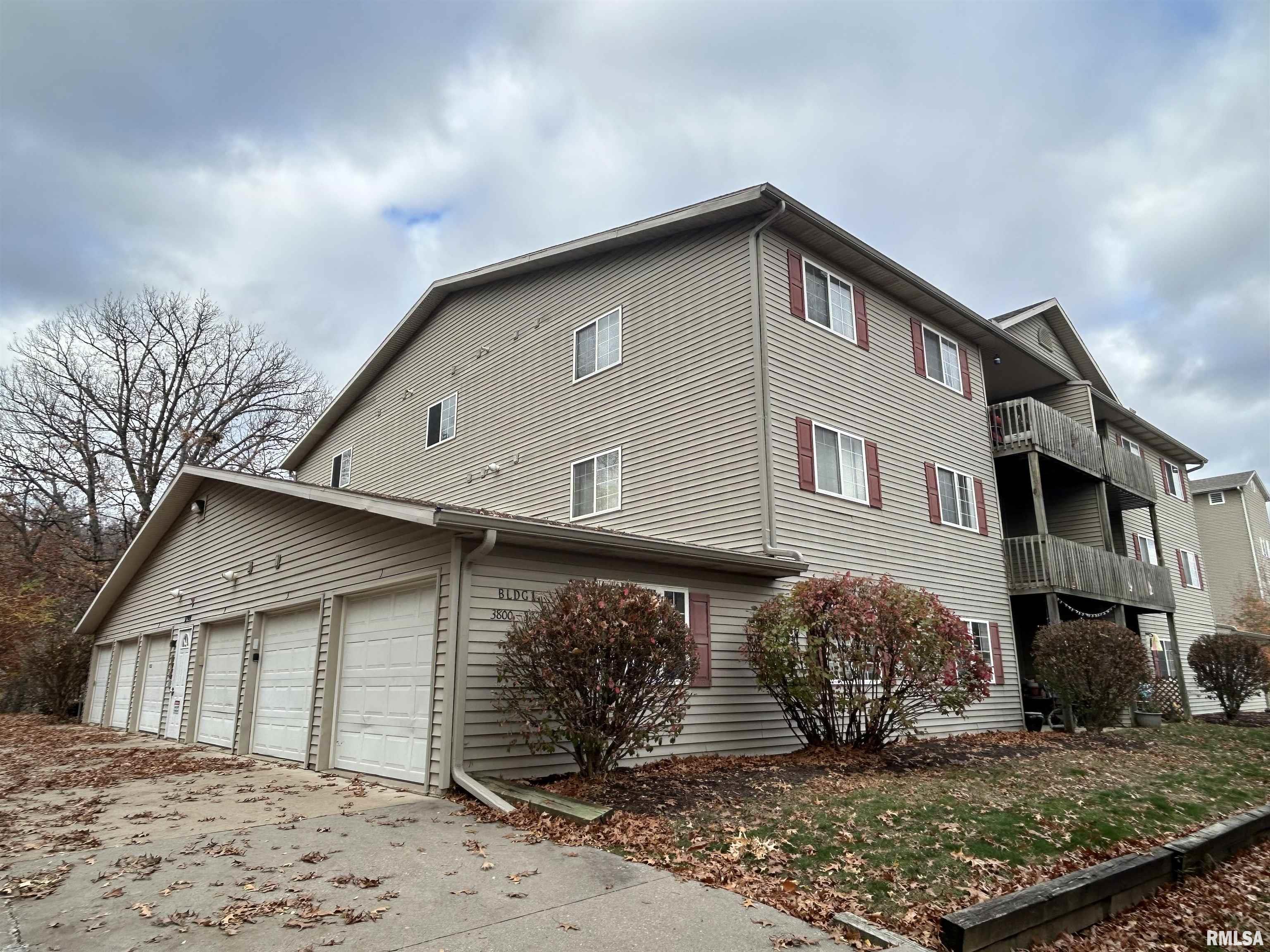 3810 Creek Hill Drive #6, Bettendorf, Iowa image 16