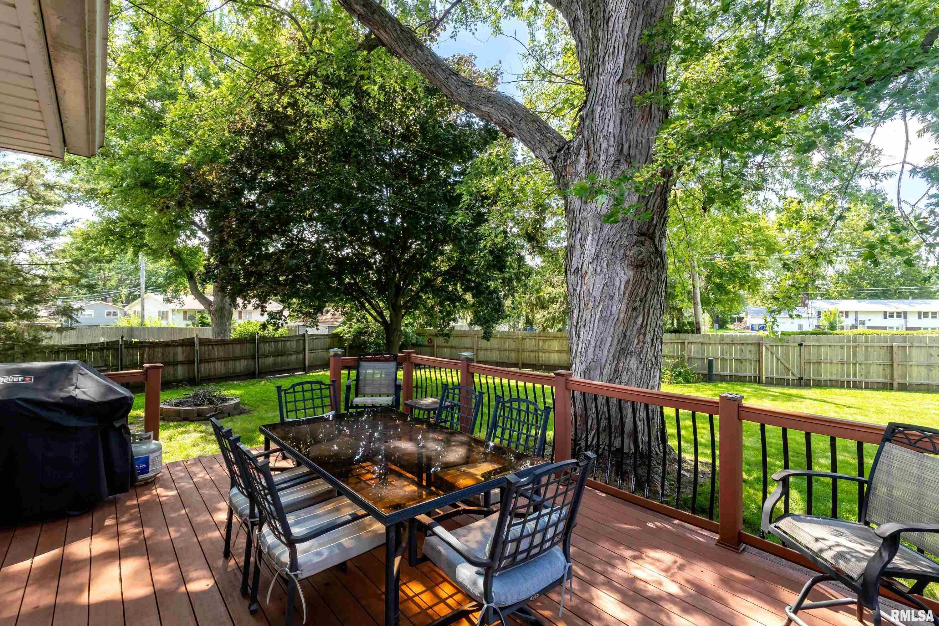 1900 Valley Vista Drive, Bettendorf, Iowa image 28