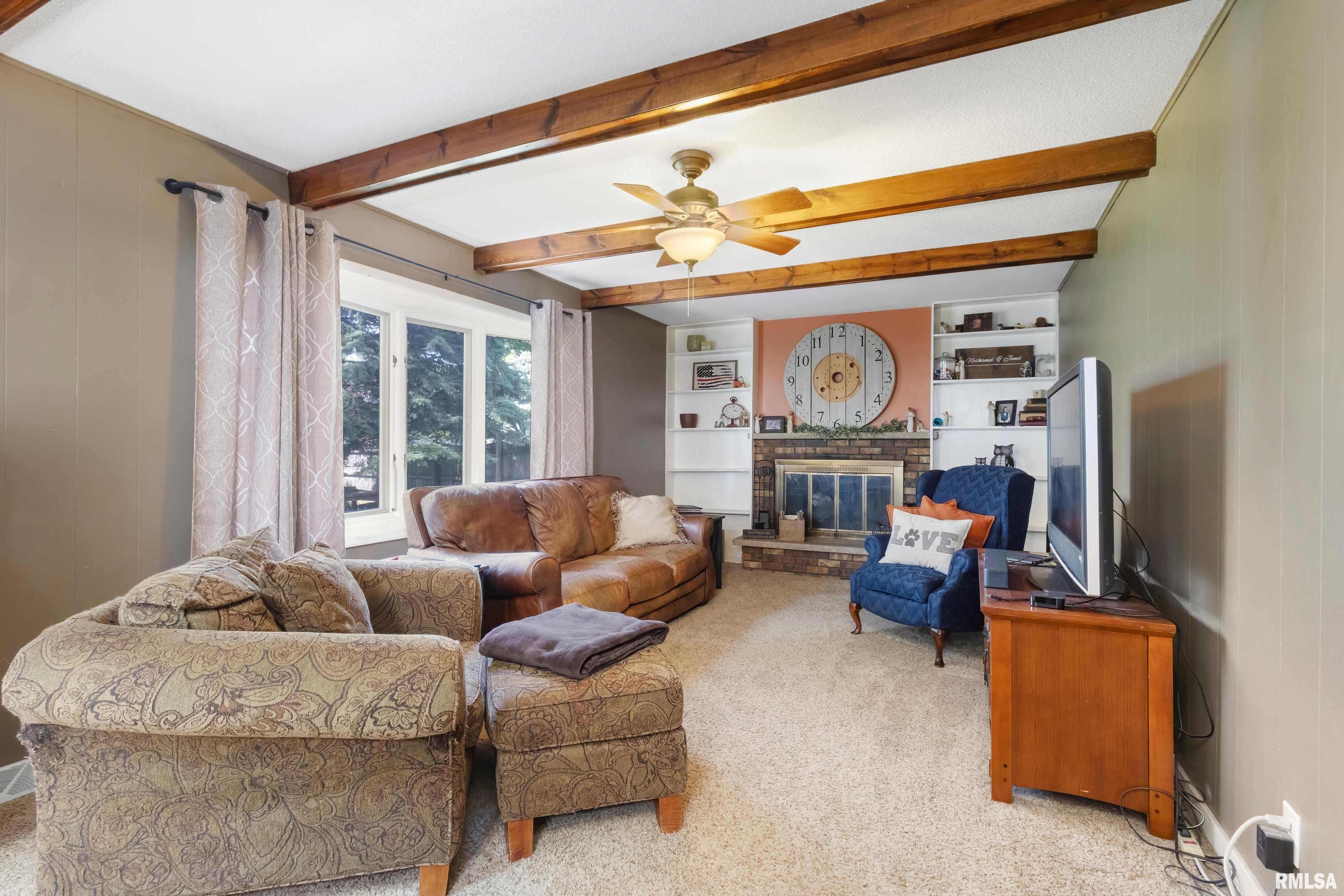 1900 Valley Vista Drive, Bettendorf, Iowa image 13