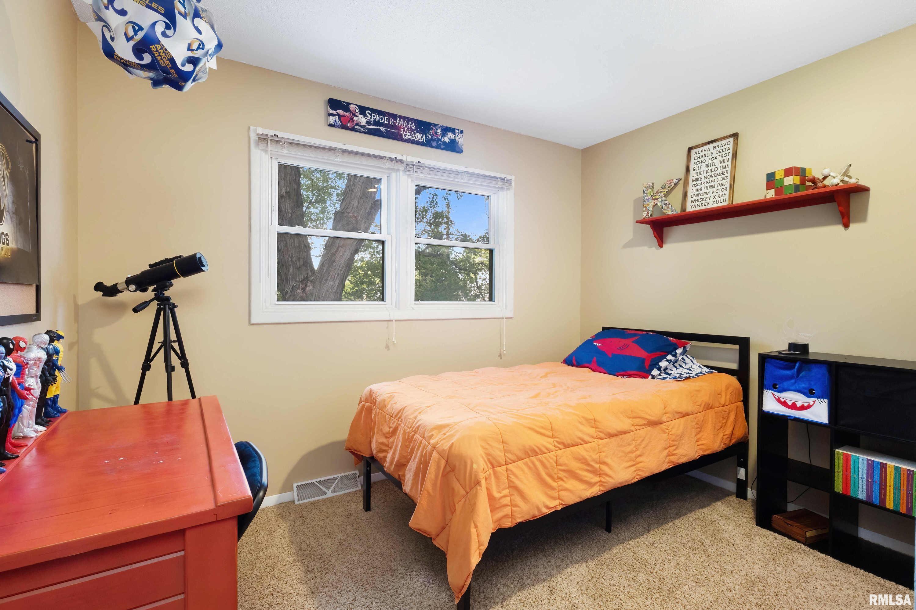 1900 Valley Vista Drive, Bettendorf, Iowa image 16