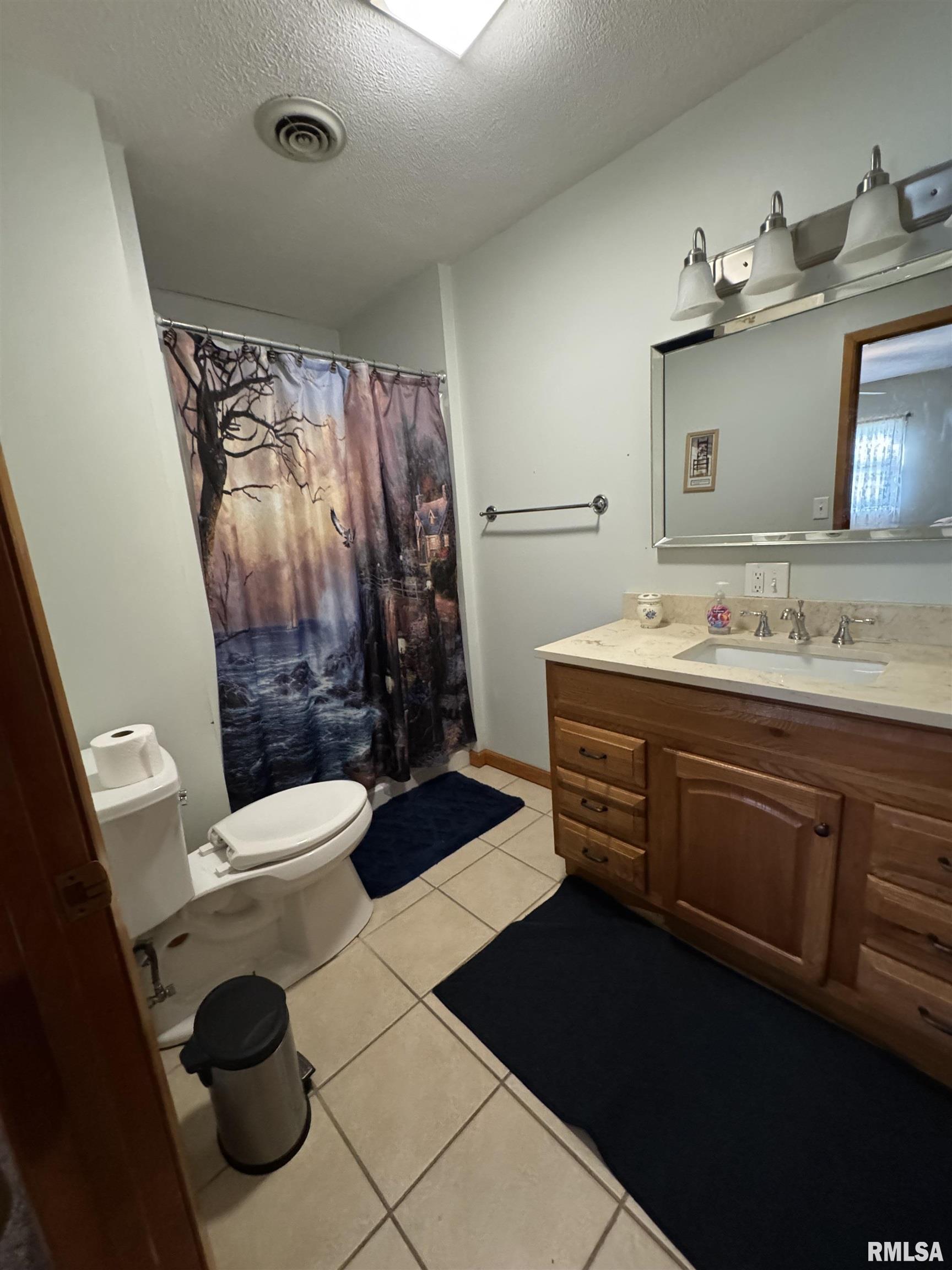 208 N Spillertown Road, Marion, Illinois image 15